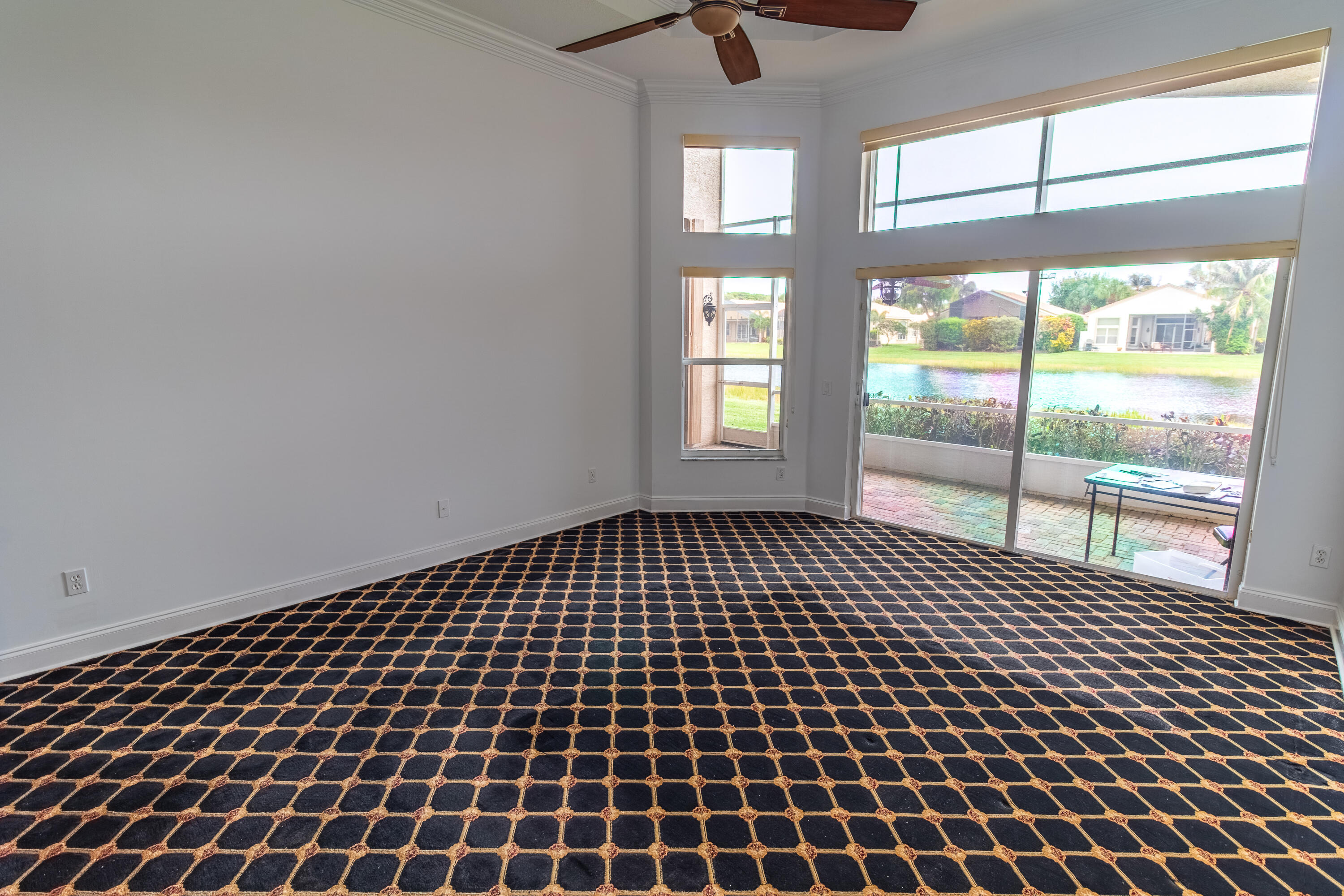 VALENCIA PALMS 6 - Residential Lease