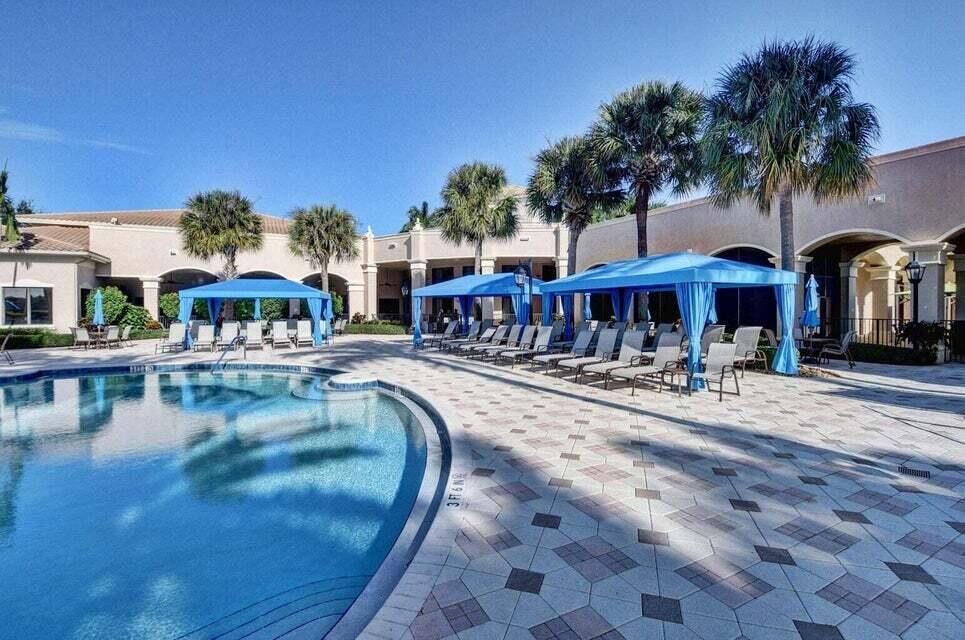 VALENCIA PALMS 6 - Residential Lease