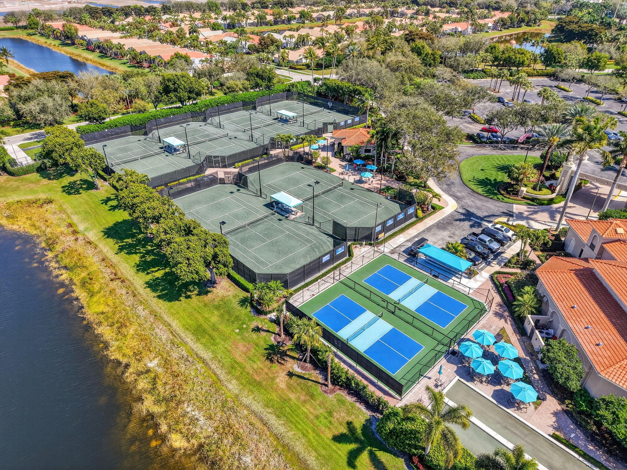 VALENCIA PALMS 6 - Residential Lease