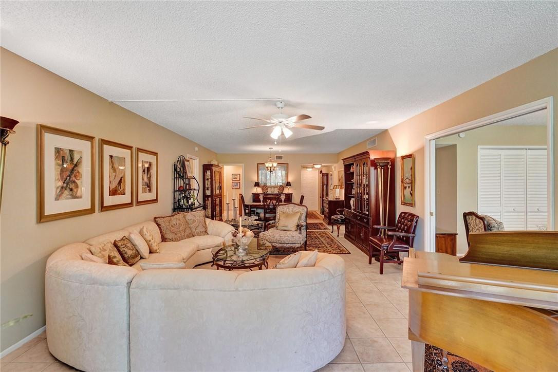 PALM AIRE - Residential