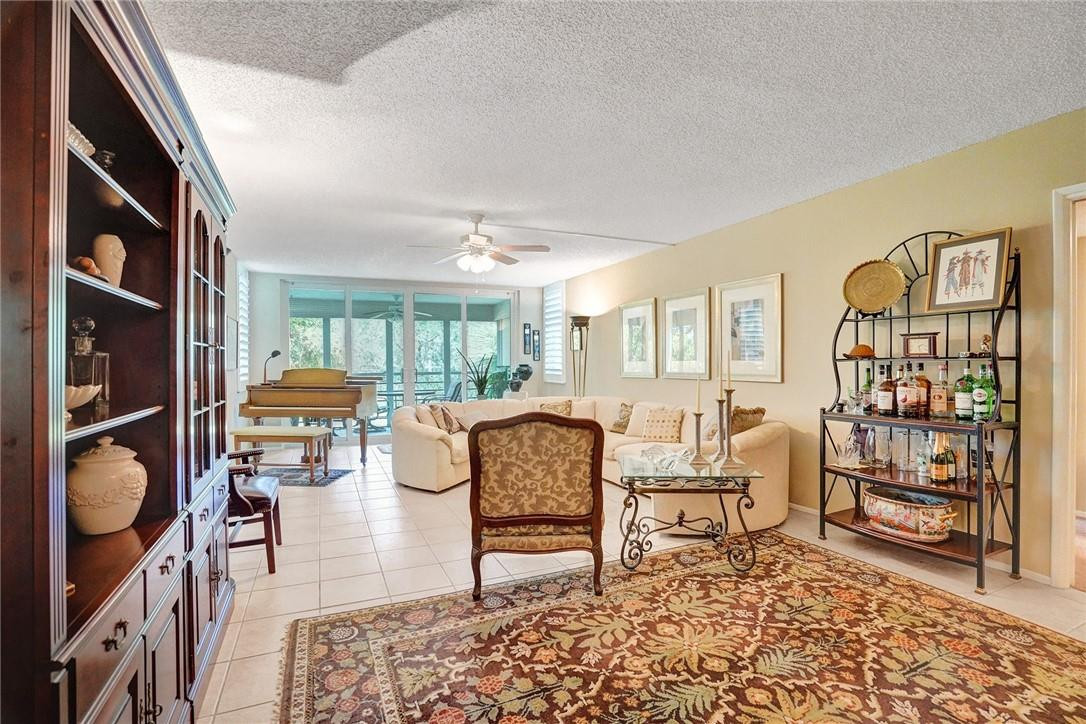 PALM AIRE - Residential