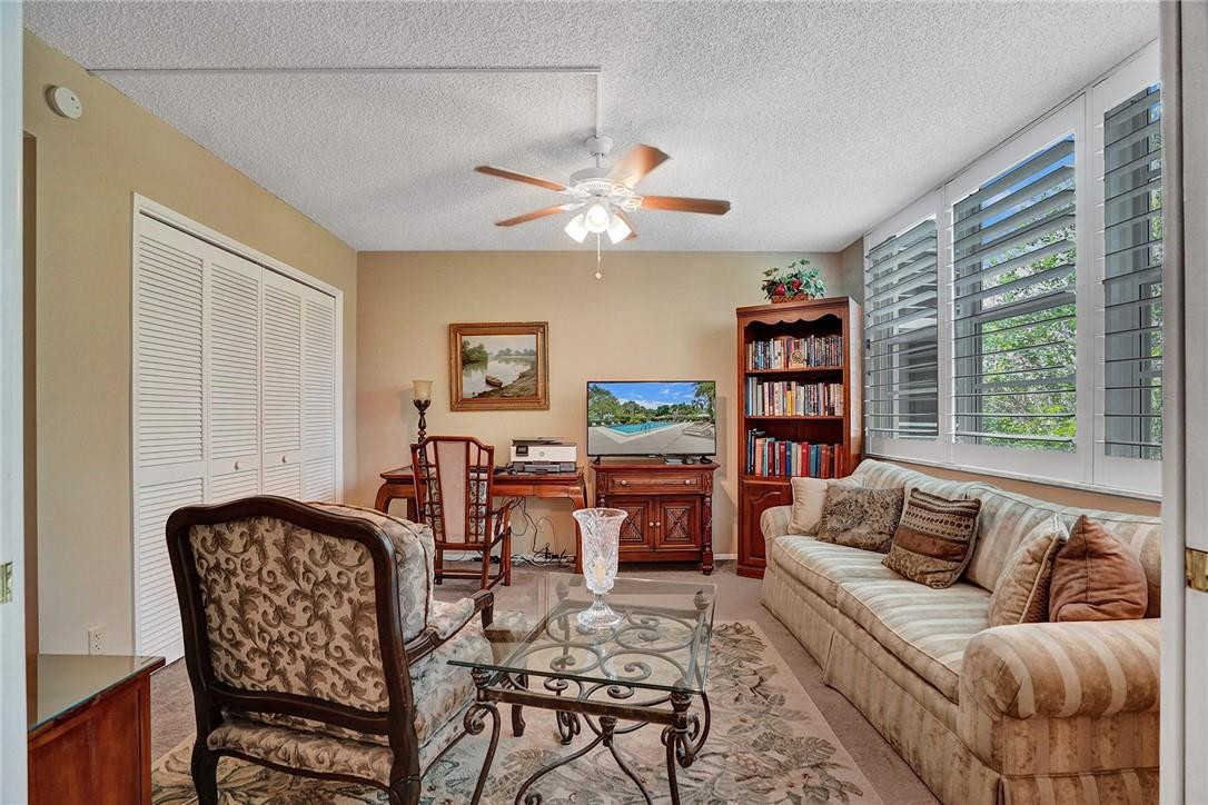 PALM AIRE - Residential