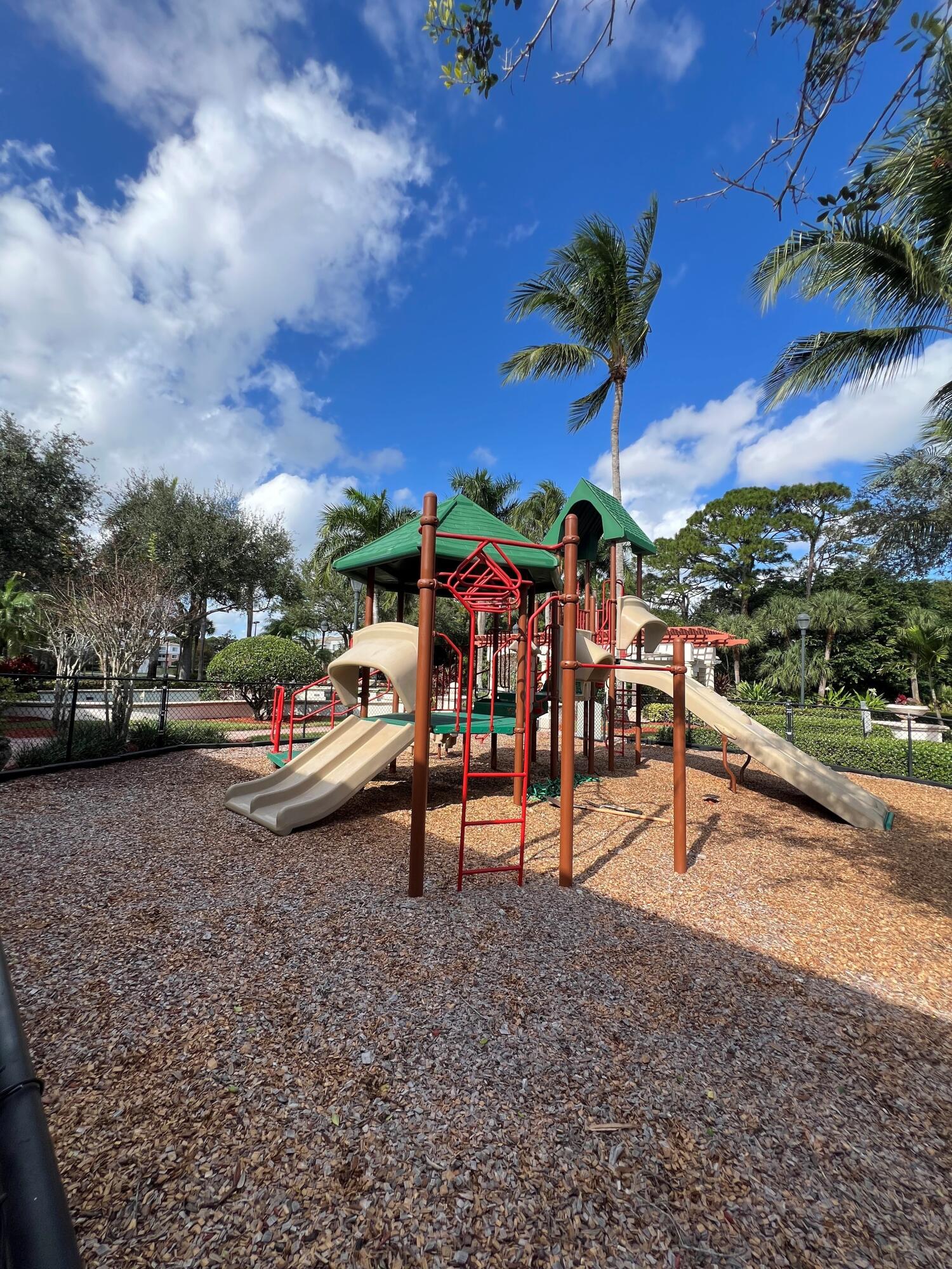 FIORE AT THE GARDENS CONDO - Residential