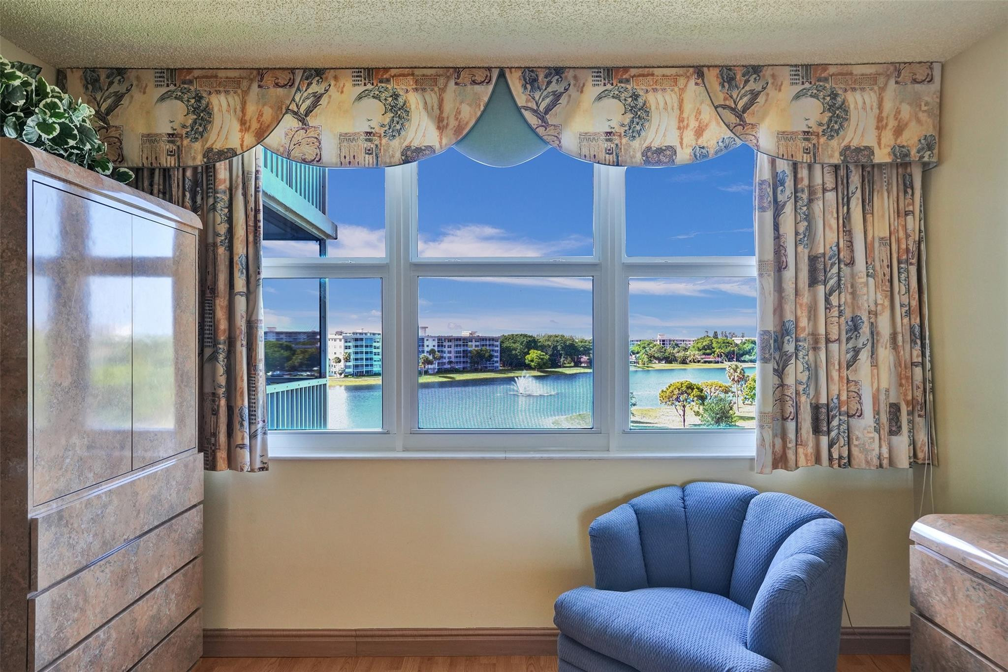NO 53 PALM-AIRE COUNTRY CLUB - Residential
