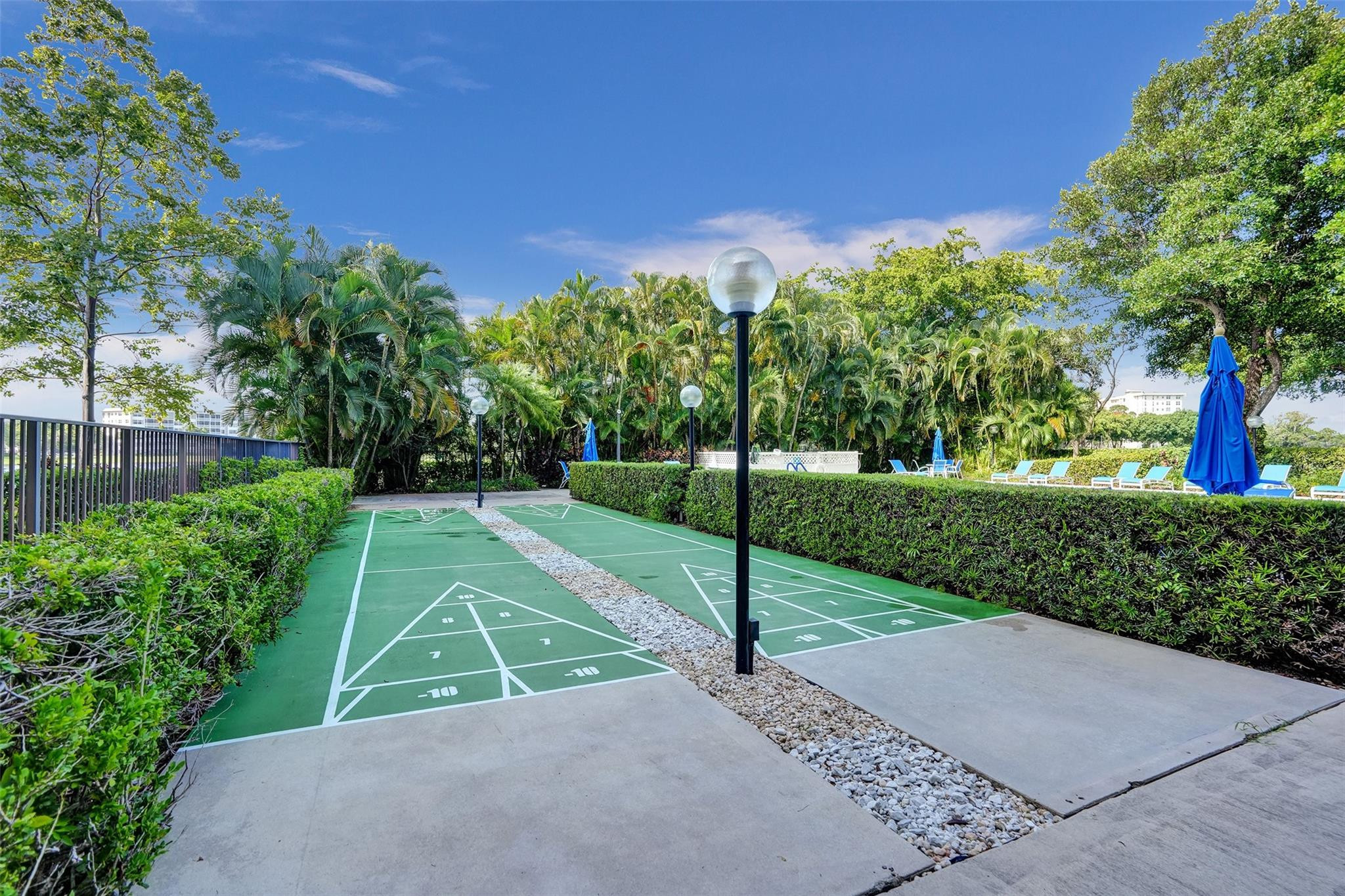 NO 53 PALM-AIRE COUNTRY CLUB - Residential