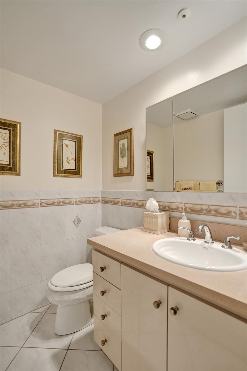NO 53 PALM-AIRE COUNTRY CLUB - Residential