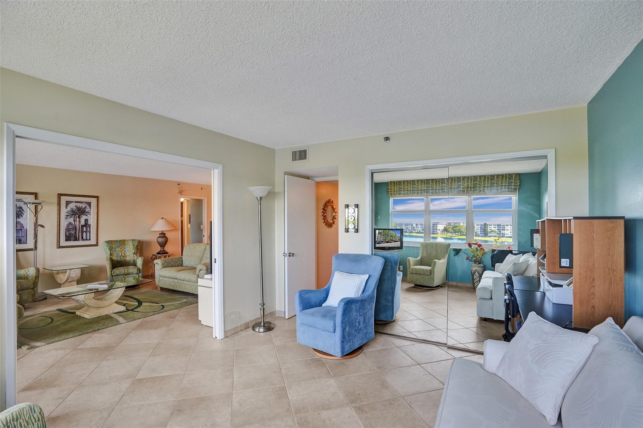 NO 53 PALM-AIRE COUNTRY CLUB - Residential