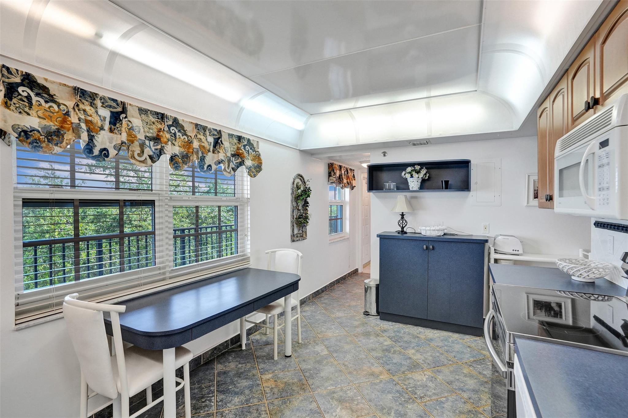 NO 53 PALM-AIRE COUNTRY CLUB - Residential