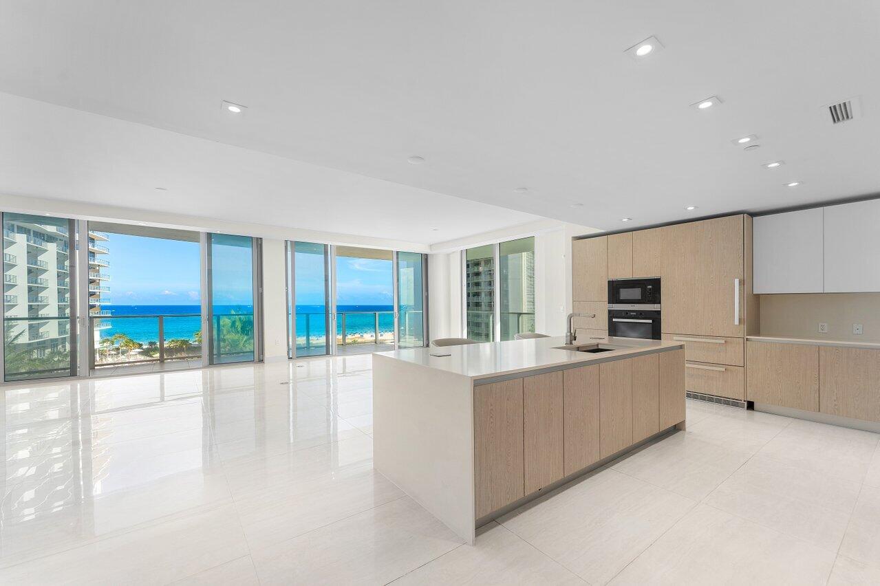 AMRIT OCEAN RESORT & RESIDENCES - Residential