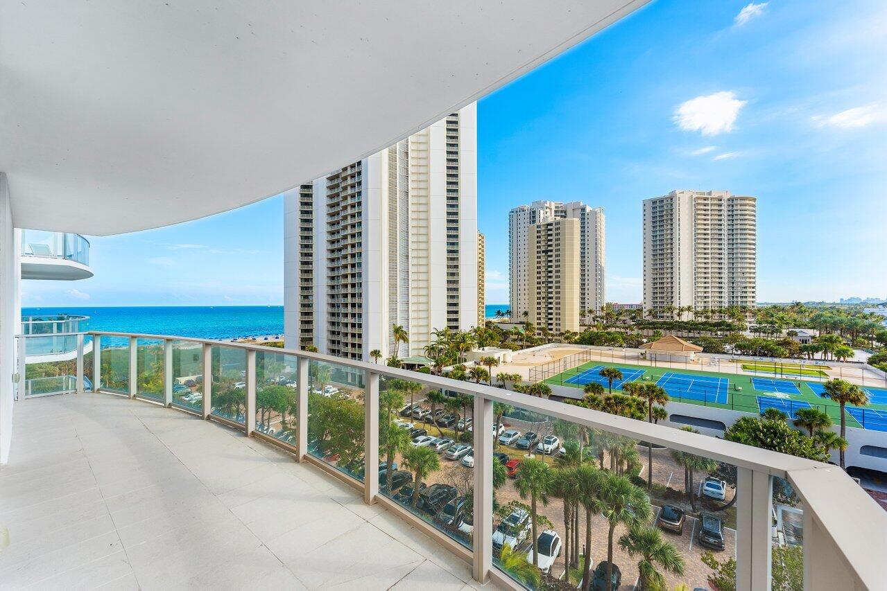 AMRIT OCEAN RESORT & RESIDENCES - Residential
