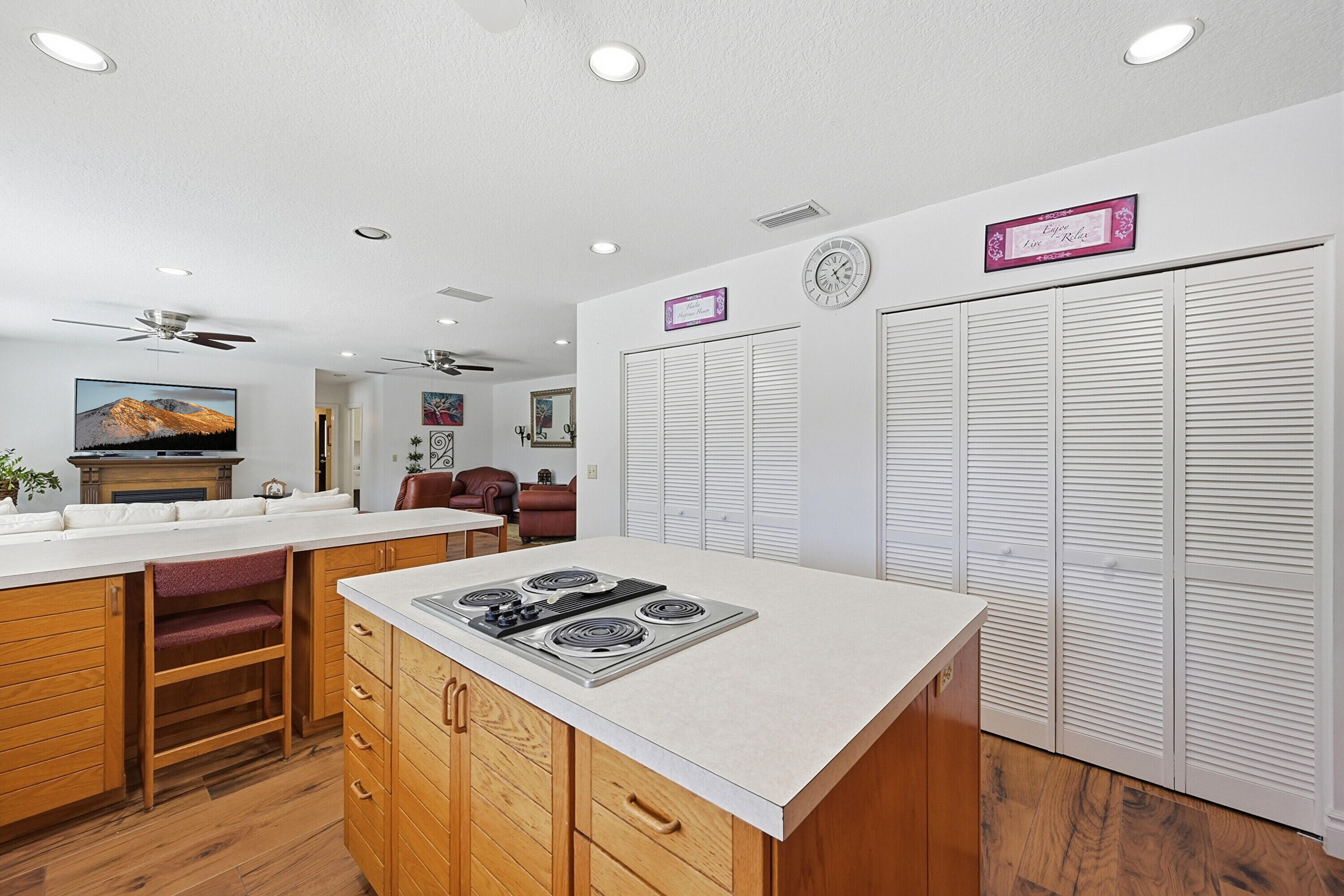 SNUG HARBOR SEC TWO - Residential