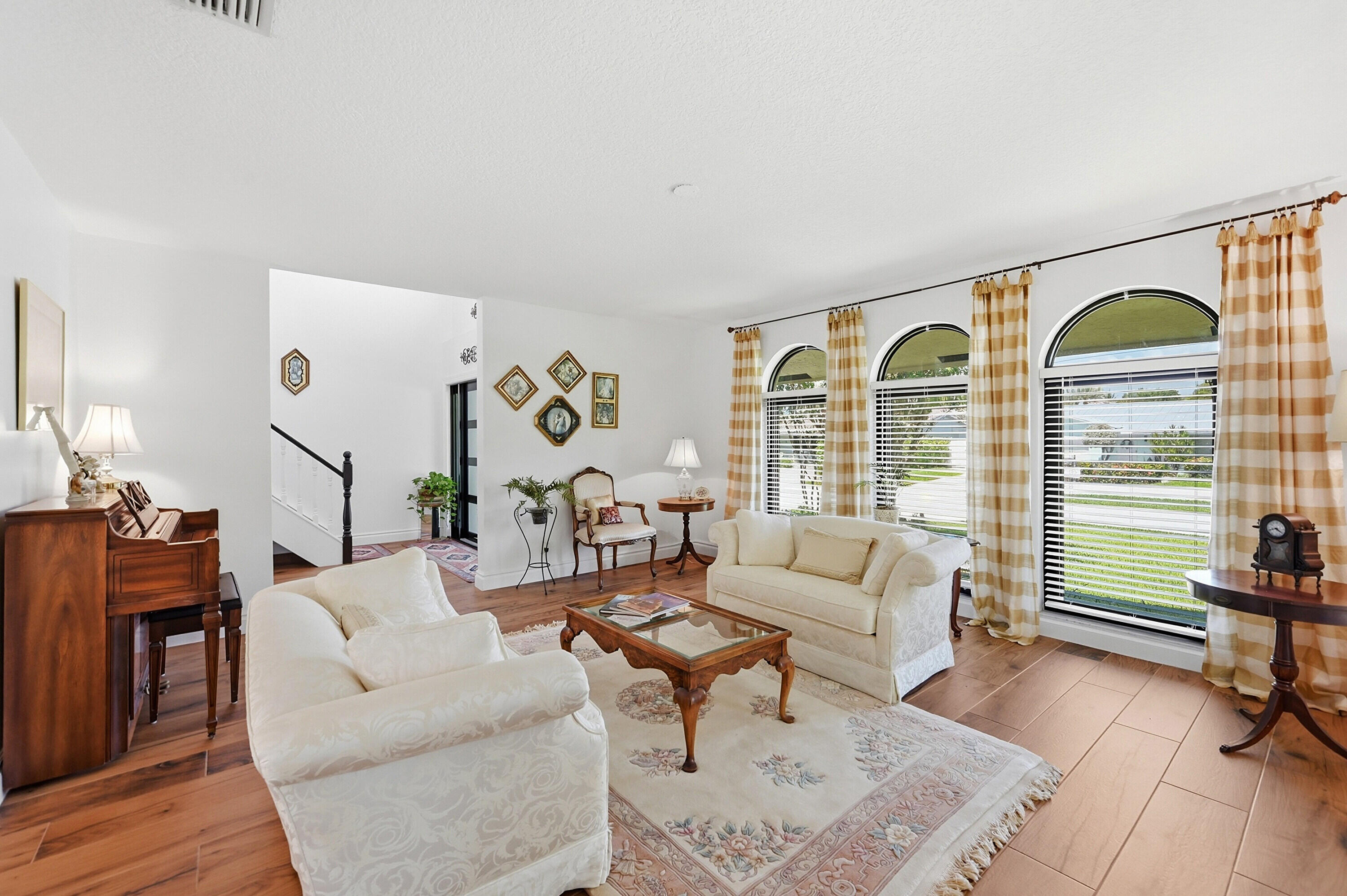 SNUG HARBOR SEC TWO - Residential