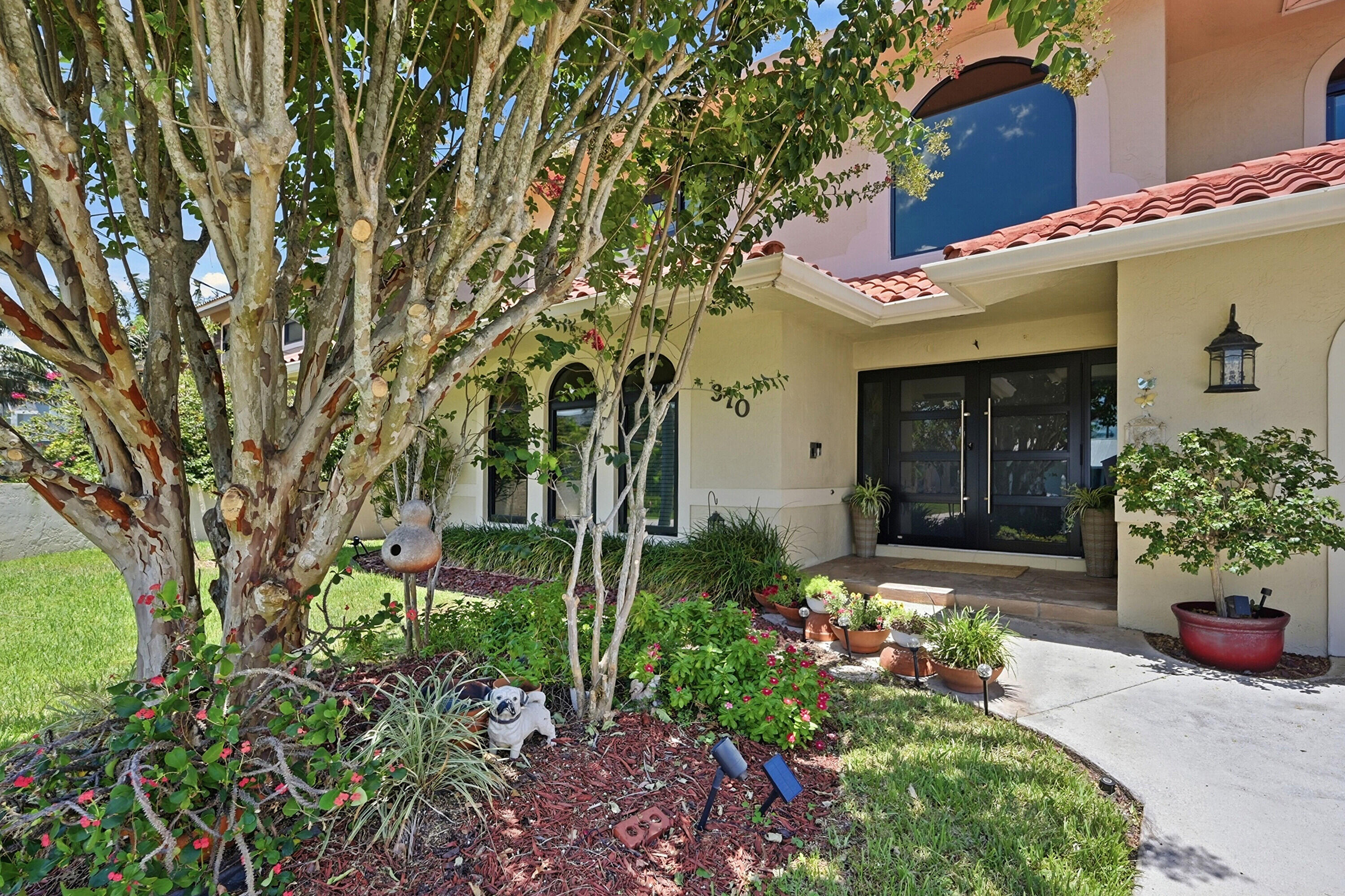 SNUG HARBOR SEC TWO - Residential