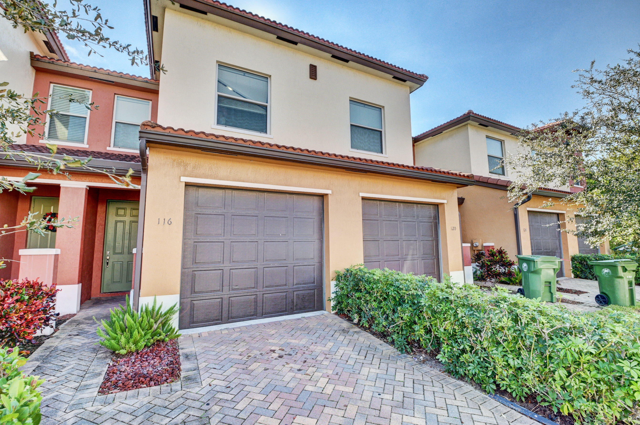 Clean, Quiet, Beautiful 3 Bedroom 2 1/2 Bath townhome with Garage. Kitchen and bath has Granite or Quartz countertops with custom wood cabinets. Large, open great room with high ceilings. Private fenced patio area, great for entertaining. Master Bedroom with his and her closets. Master bathroom with dual vanities and roman tub. Community is close to everything, shopping, dinning and major roadways. Actual available unit and finishes may vary.