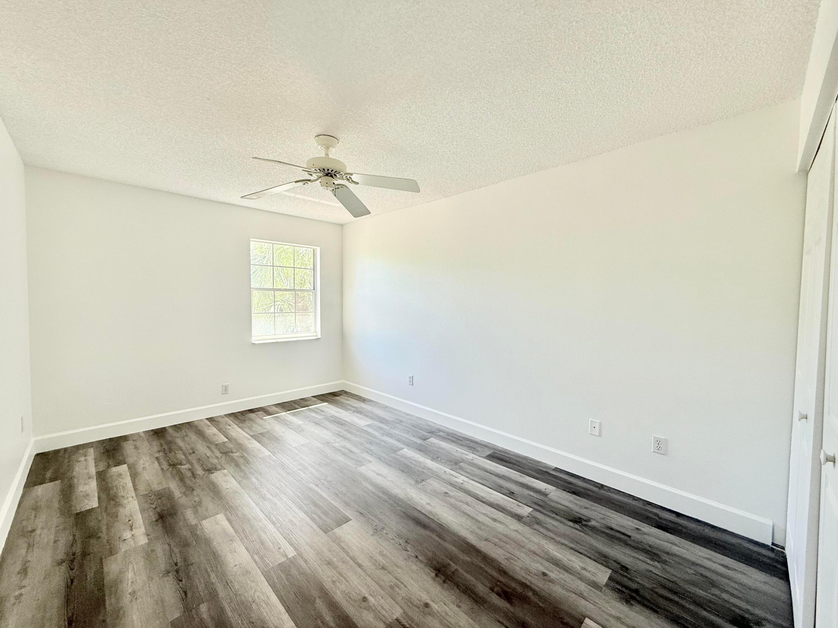LAKES AT BOCA RATON PAR K - Residential Lease