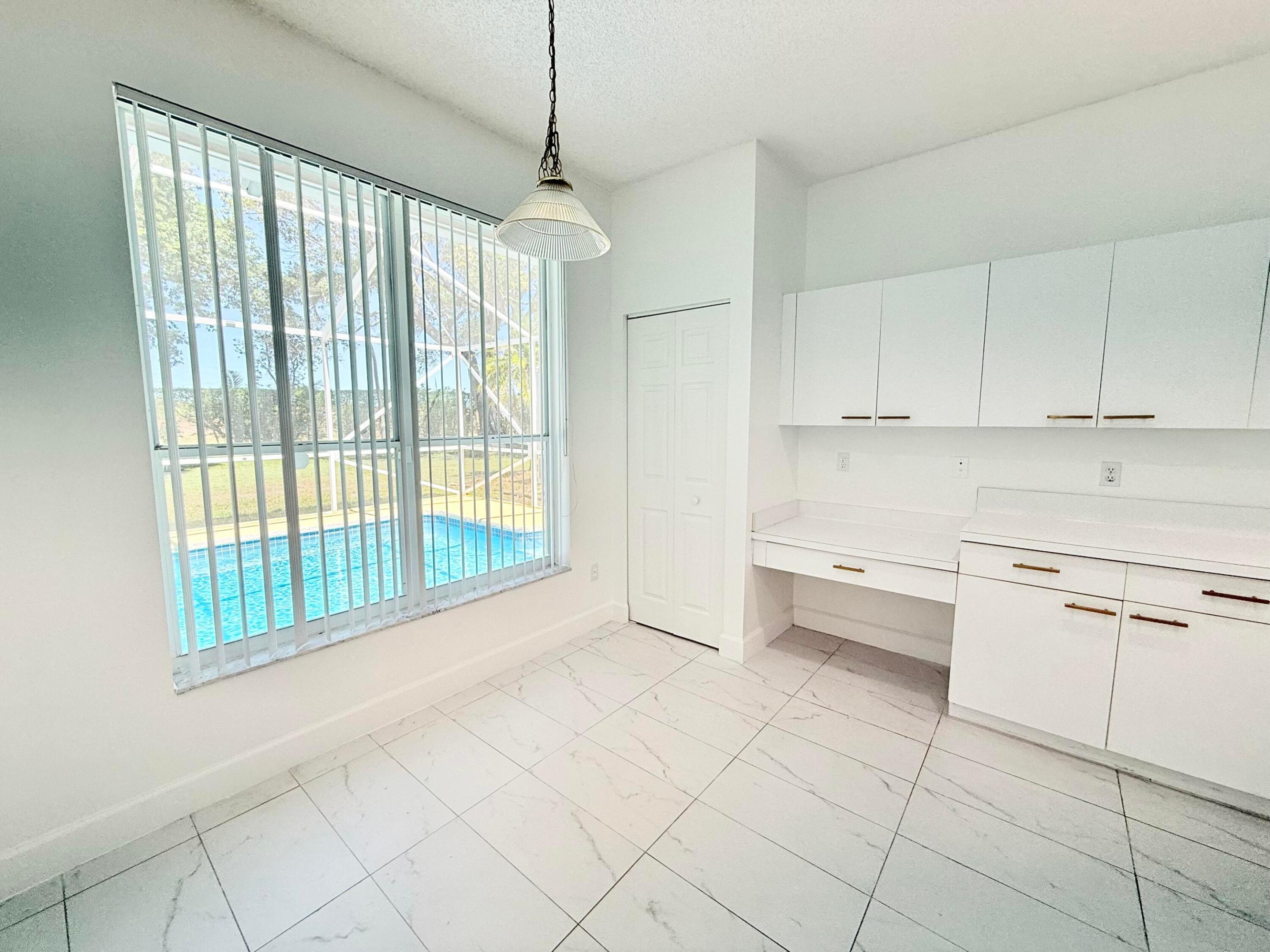 LAKES AT BOCA RATON PAR K - Residential Lease