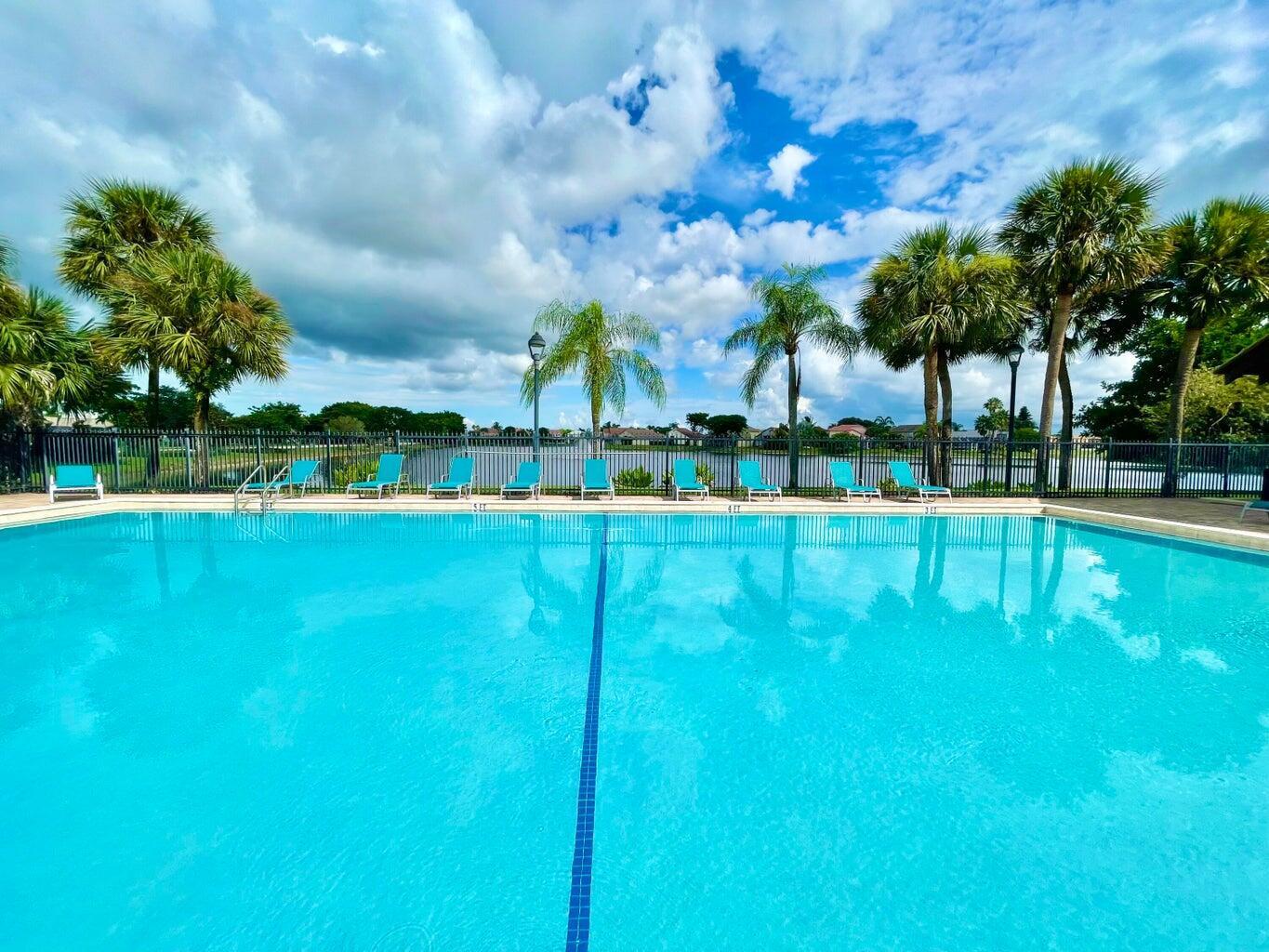 LAKES AT BOCA RATON PAR K - Residential Lease