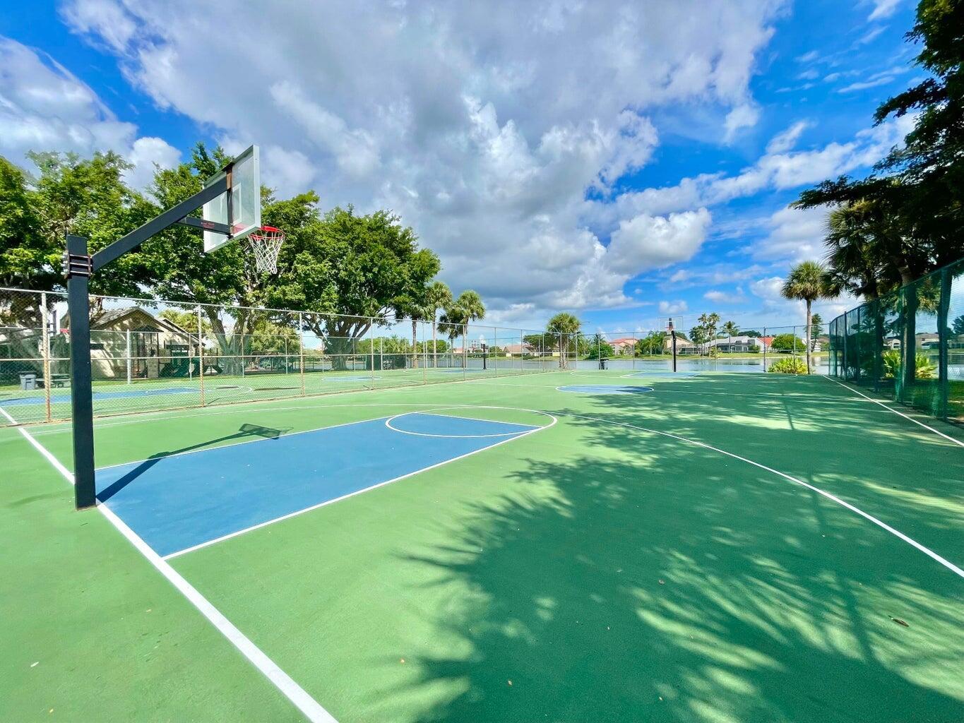 LAKES AT BOCA RATON PAR K - Residential Lease