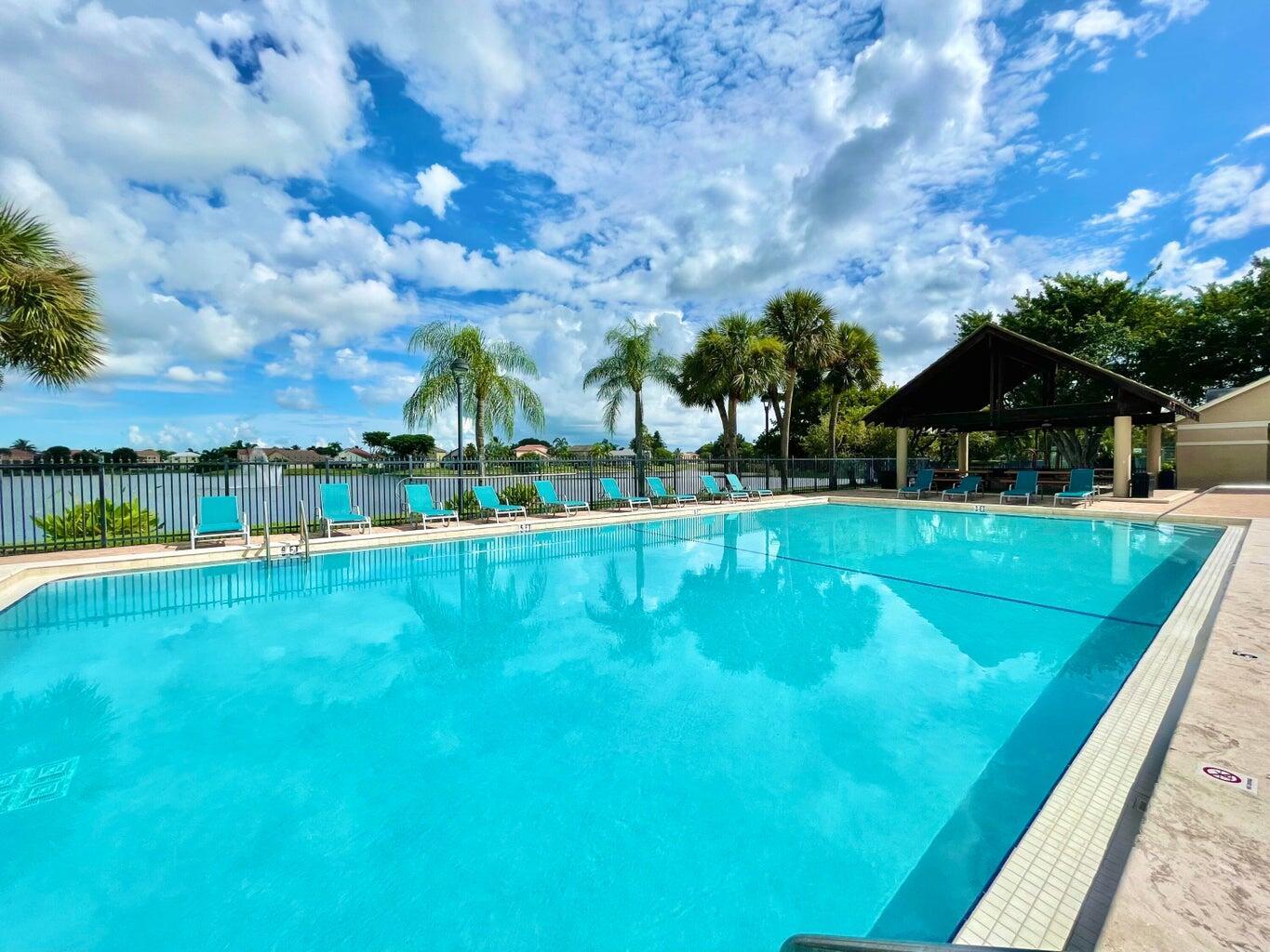 LAKES AT BOCA RATON PAR K - Residential Lease