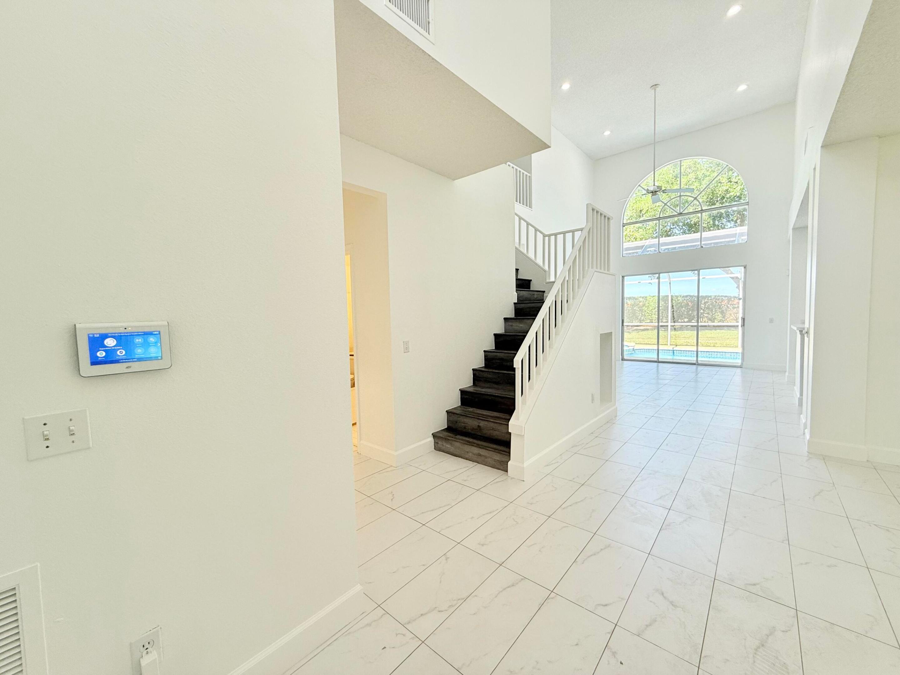 LAKES AT BOCA RATON PAR K - Residential Lease