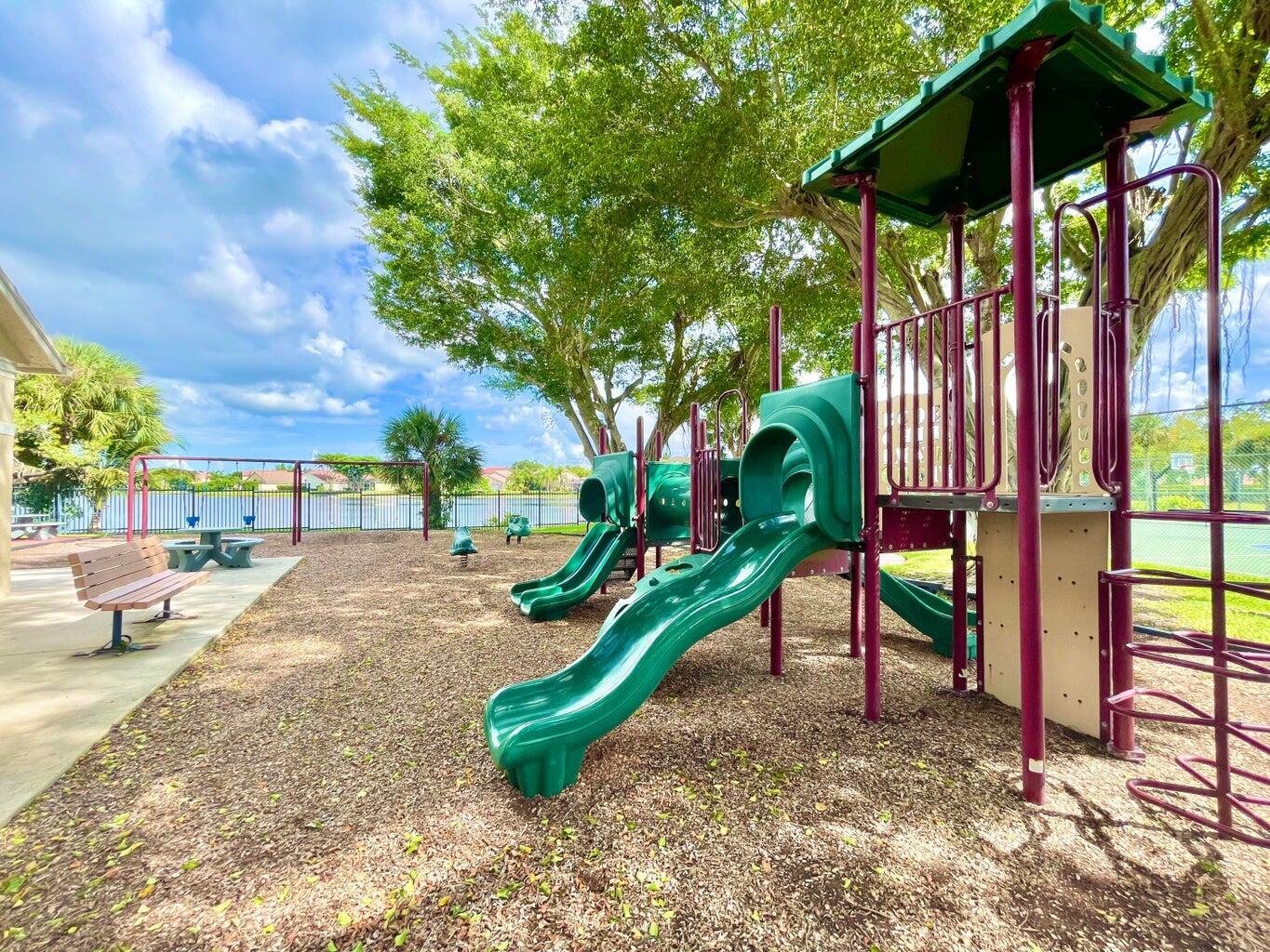 LAKES AT BOCA RATON PAR K - Residential Lease