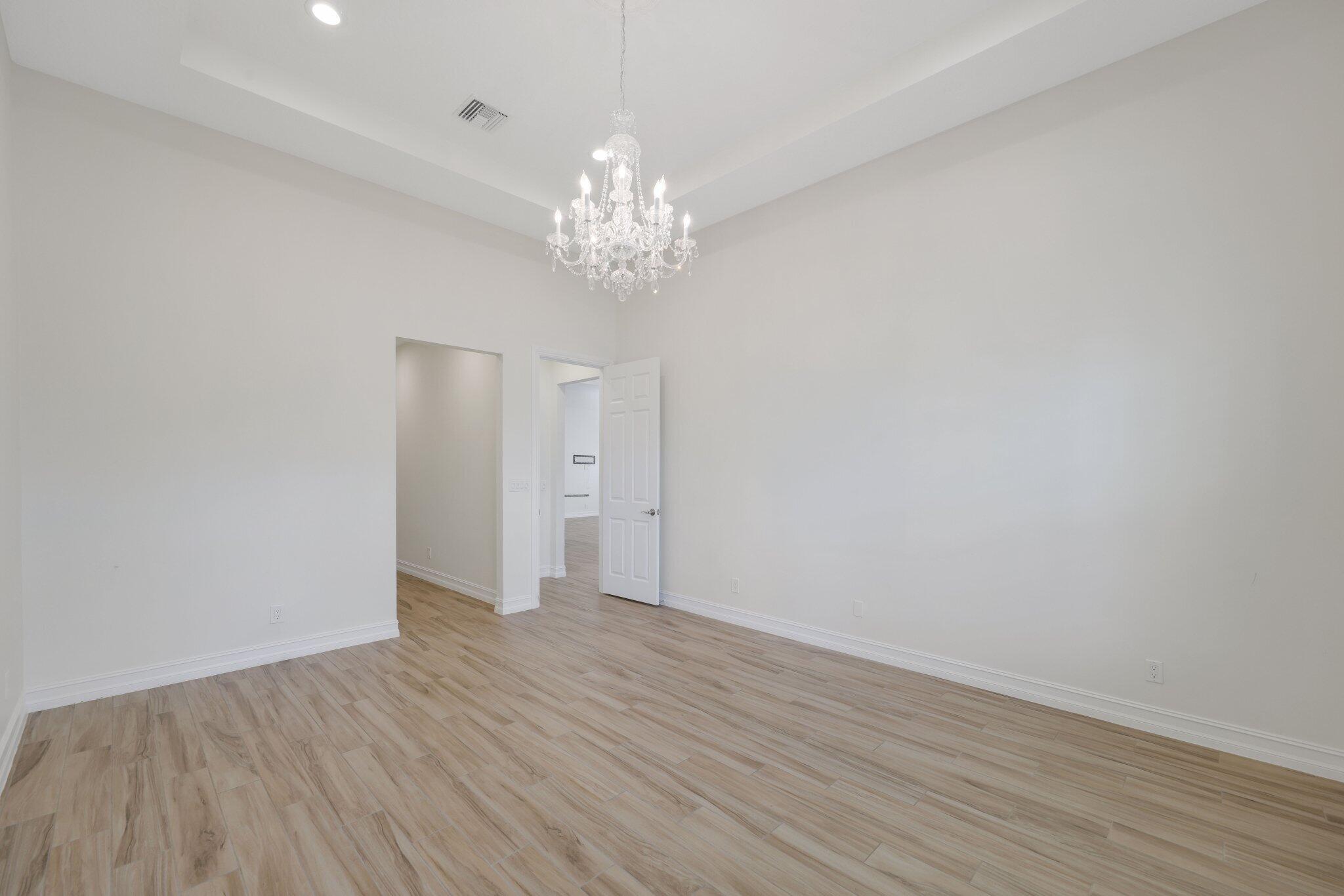 PARKLAND ROYALE - Residential