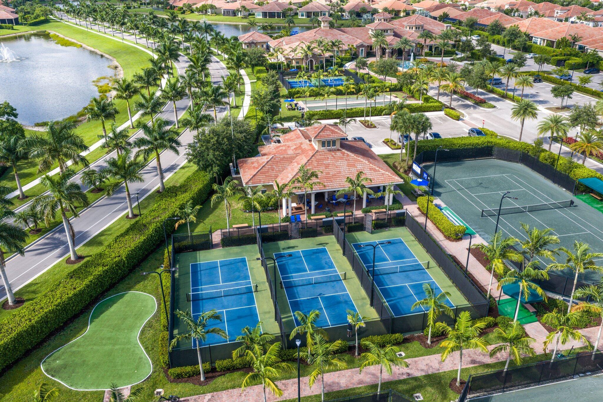 PARKLAND ROYALE - Residential