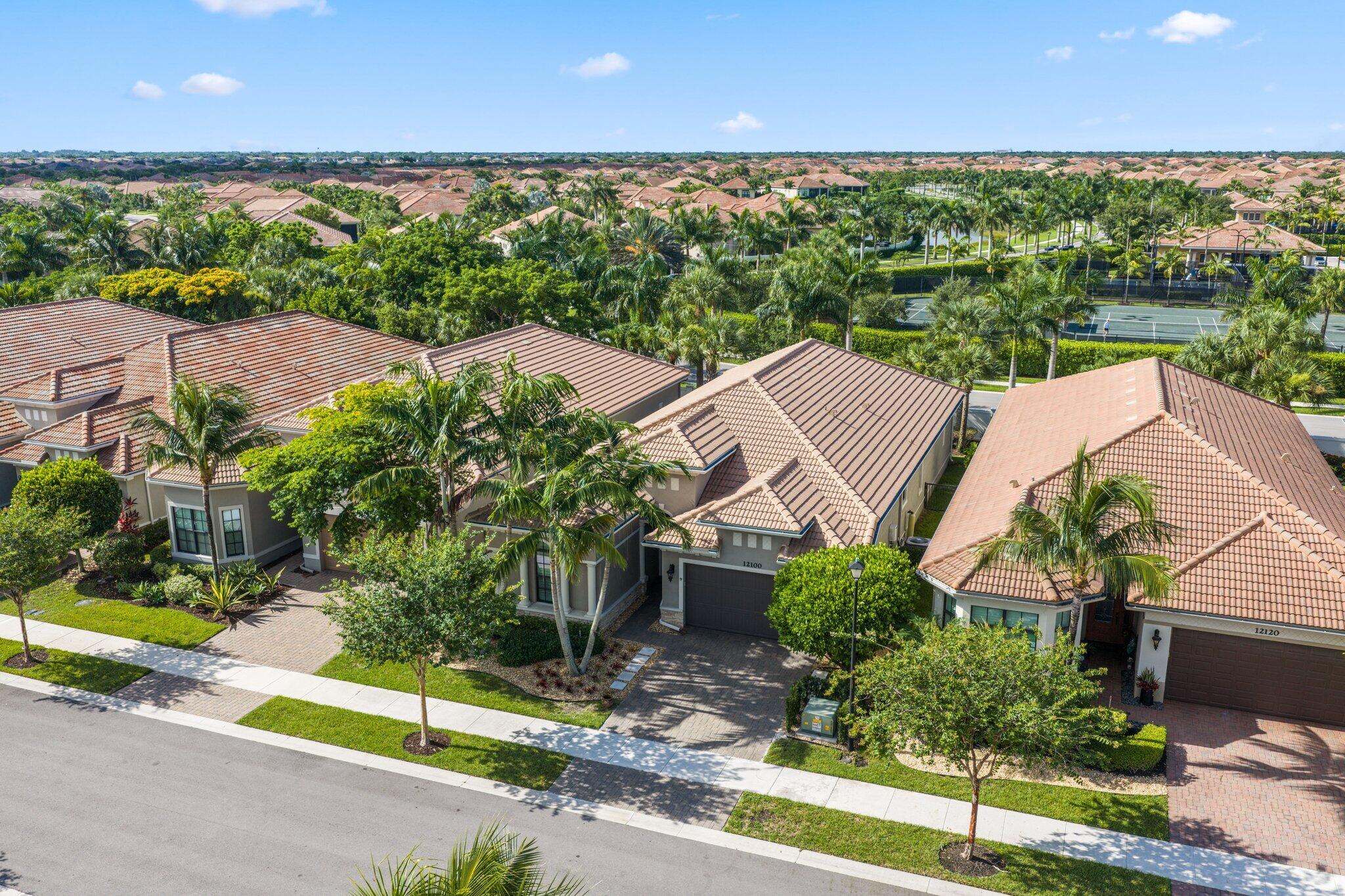 PARKLAND ROYALE - Residential