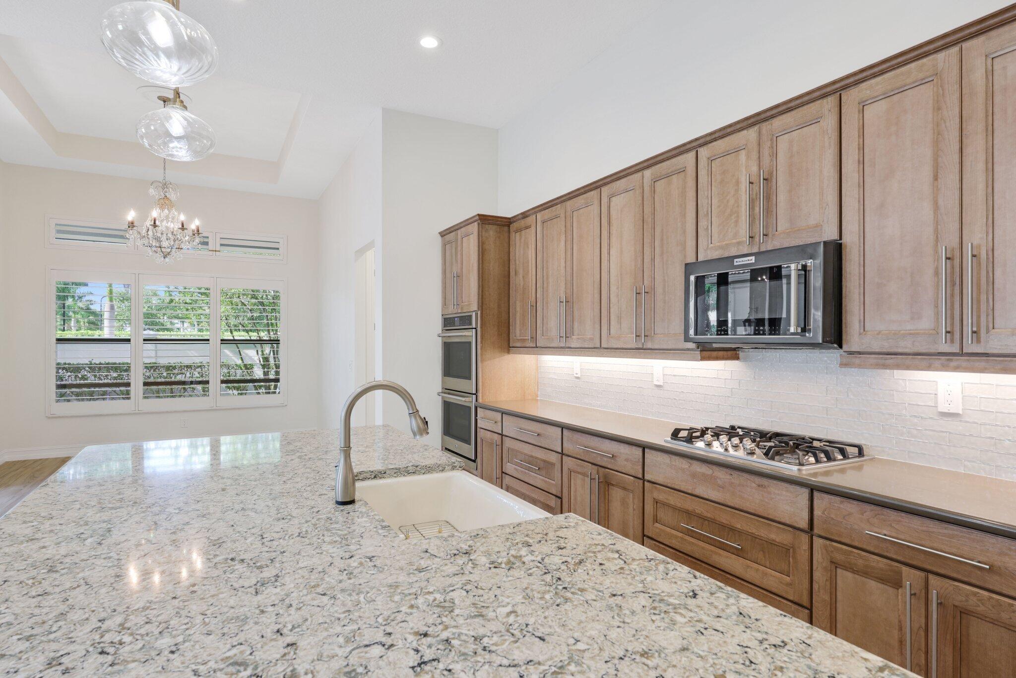 PARKLAND ROYALE - Residential
