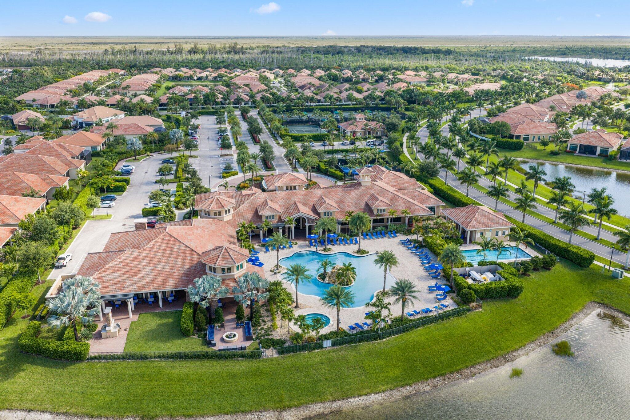 PARKLAND ROYALE - Residential