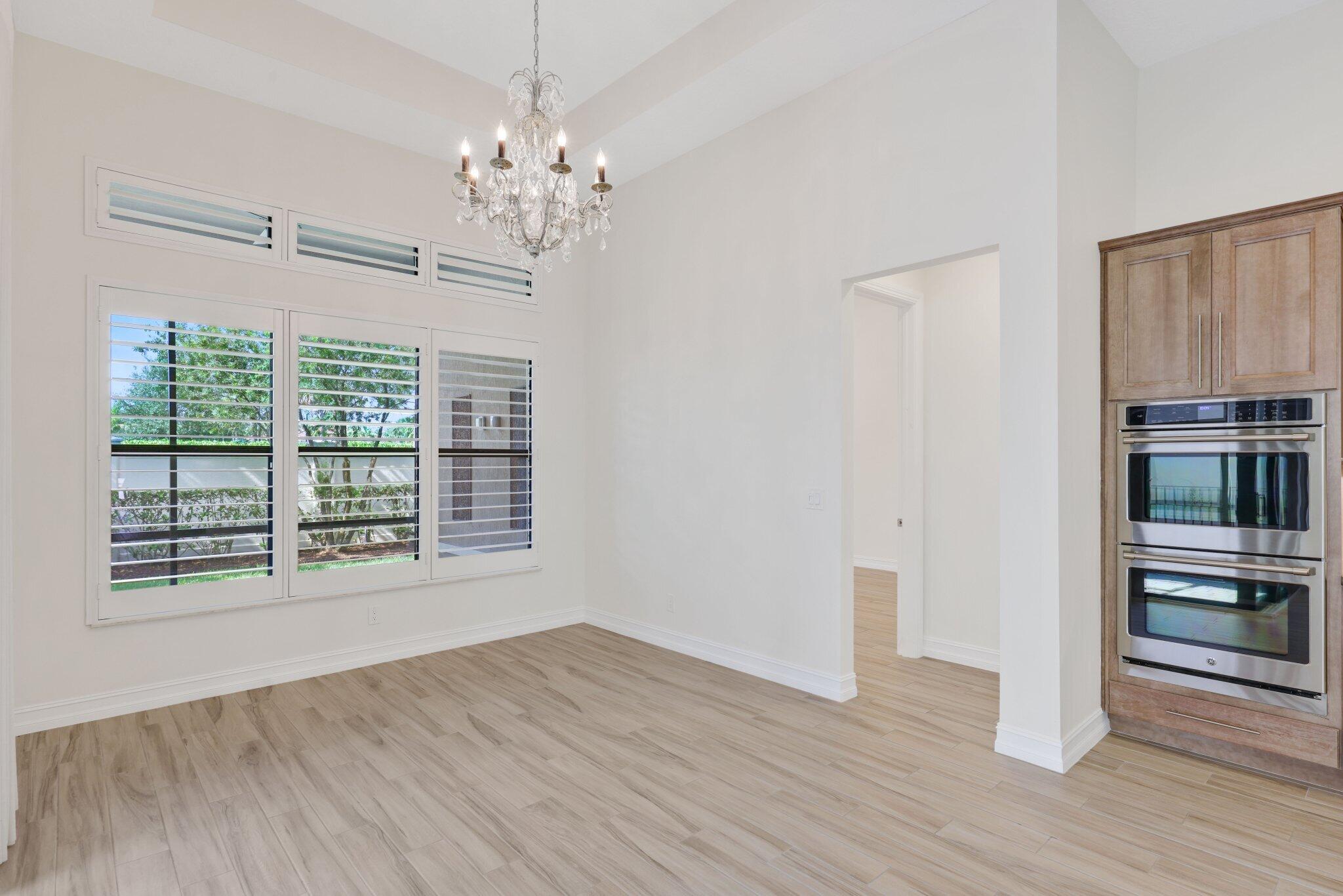 PARKLAND ROYALE - Residential