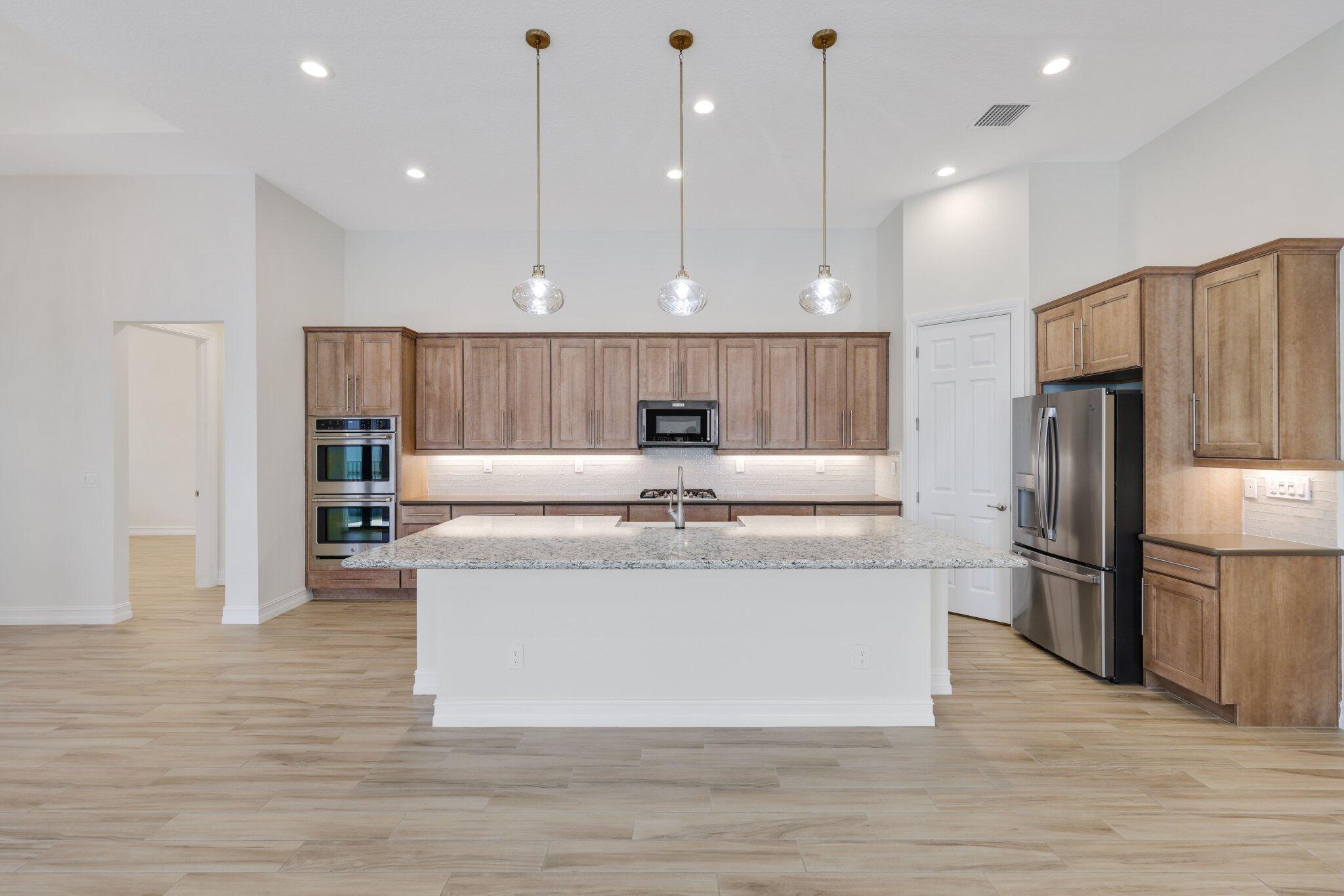 PARKLAND ROYALE - Residential