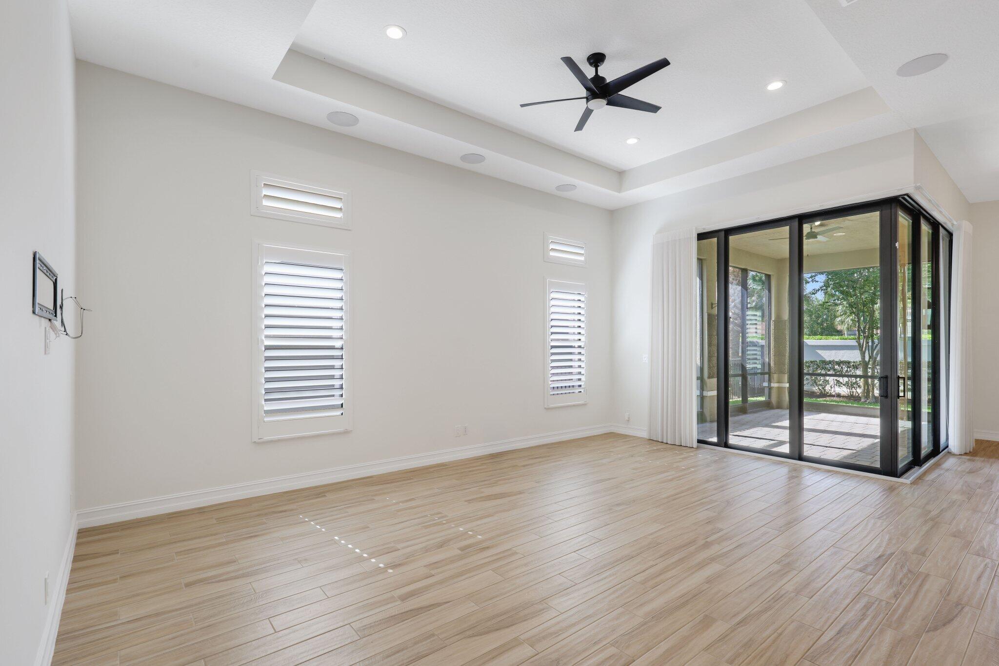 PARKLAND ROYALE - Residential
