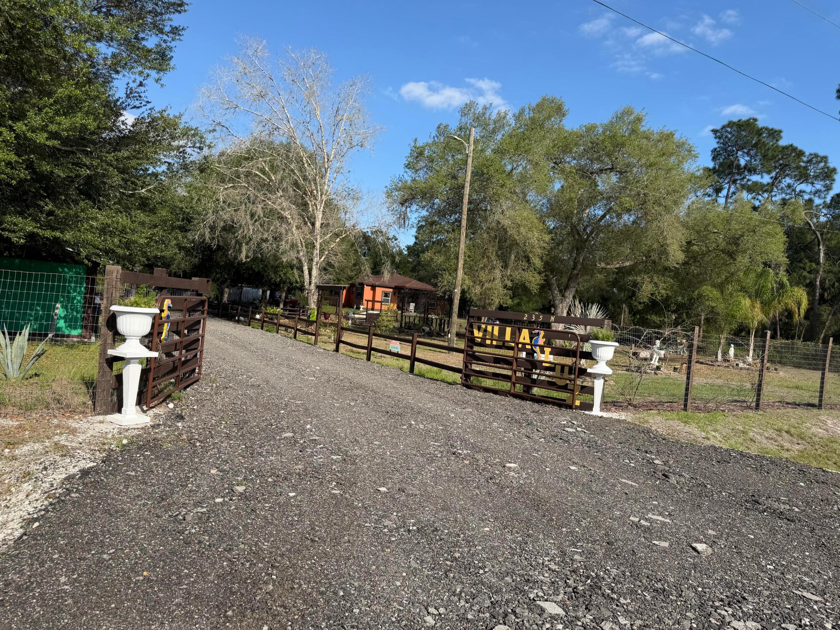 MONTURA RANCH ESTATES 1 ST S/D - Residential