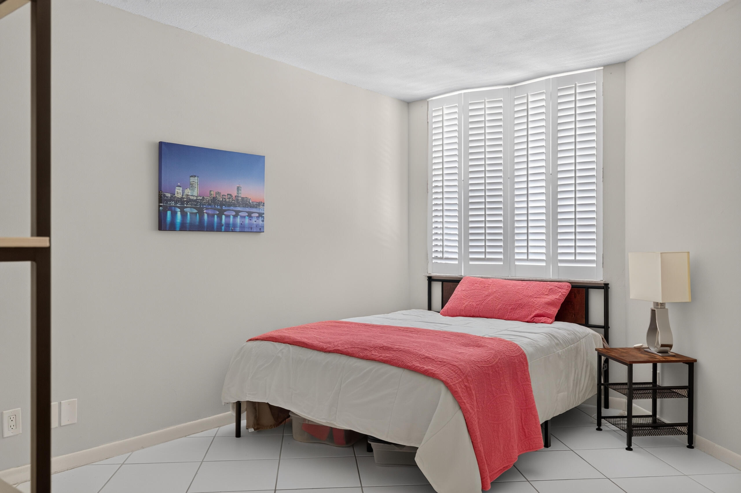SILVER THATCH OCEAN CLUB CONDO - Residential