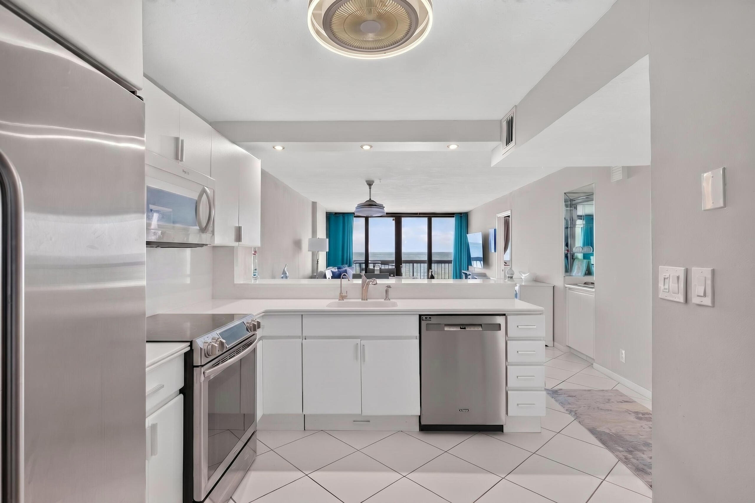 Welcome to Silver Thatch Ocean Club Condo in Pompano Beach, where waterfront living meets modern convenience. This two-bedroom, two-bathroom condominium offers 1,042 square feet of thoughtfully designed living space across five stories. Located in a well-established oceanfront community, the property features secure garage parking. The open floor plan maximizes natural light and functionality, making it an excellent choice for those seeking a streamlined waterfront residence. Enjoy the benefits of beachside living with direct access to the vibrant Pompano Beach area and all it has to offer.