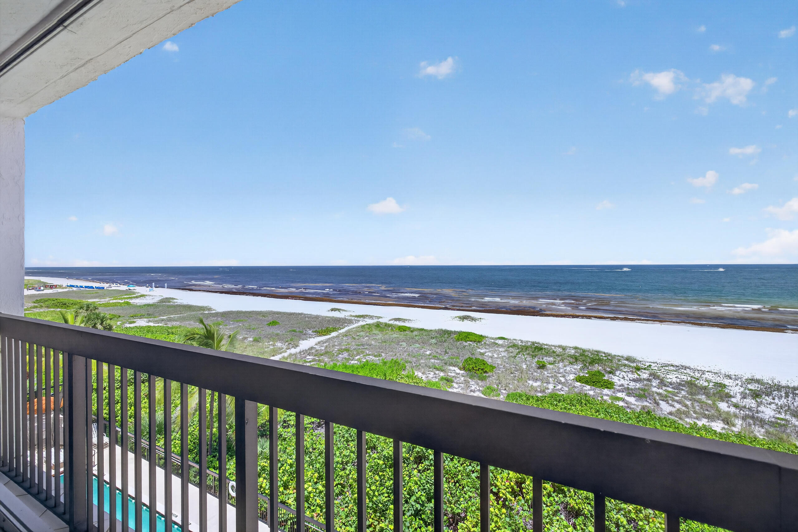 SILVER THATCH OCEAN CLUB CONDO - Residential