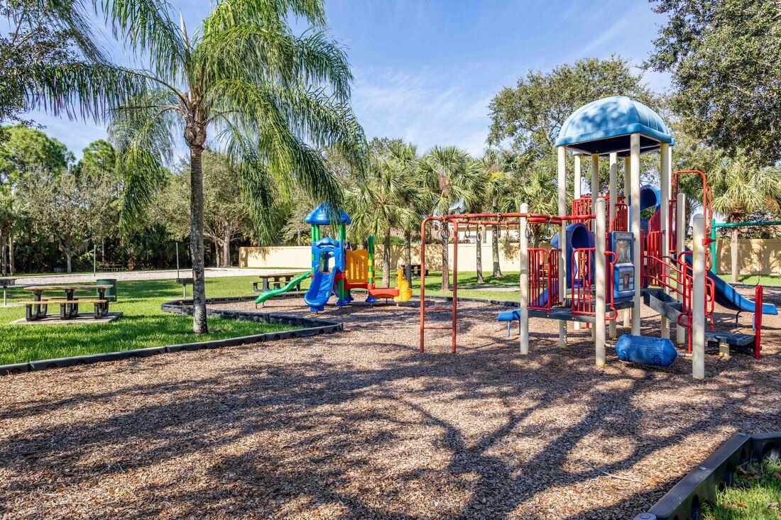 MAGNOLIA LAKES AT ST LUCIE WEST PHASE 2 - Residential