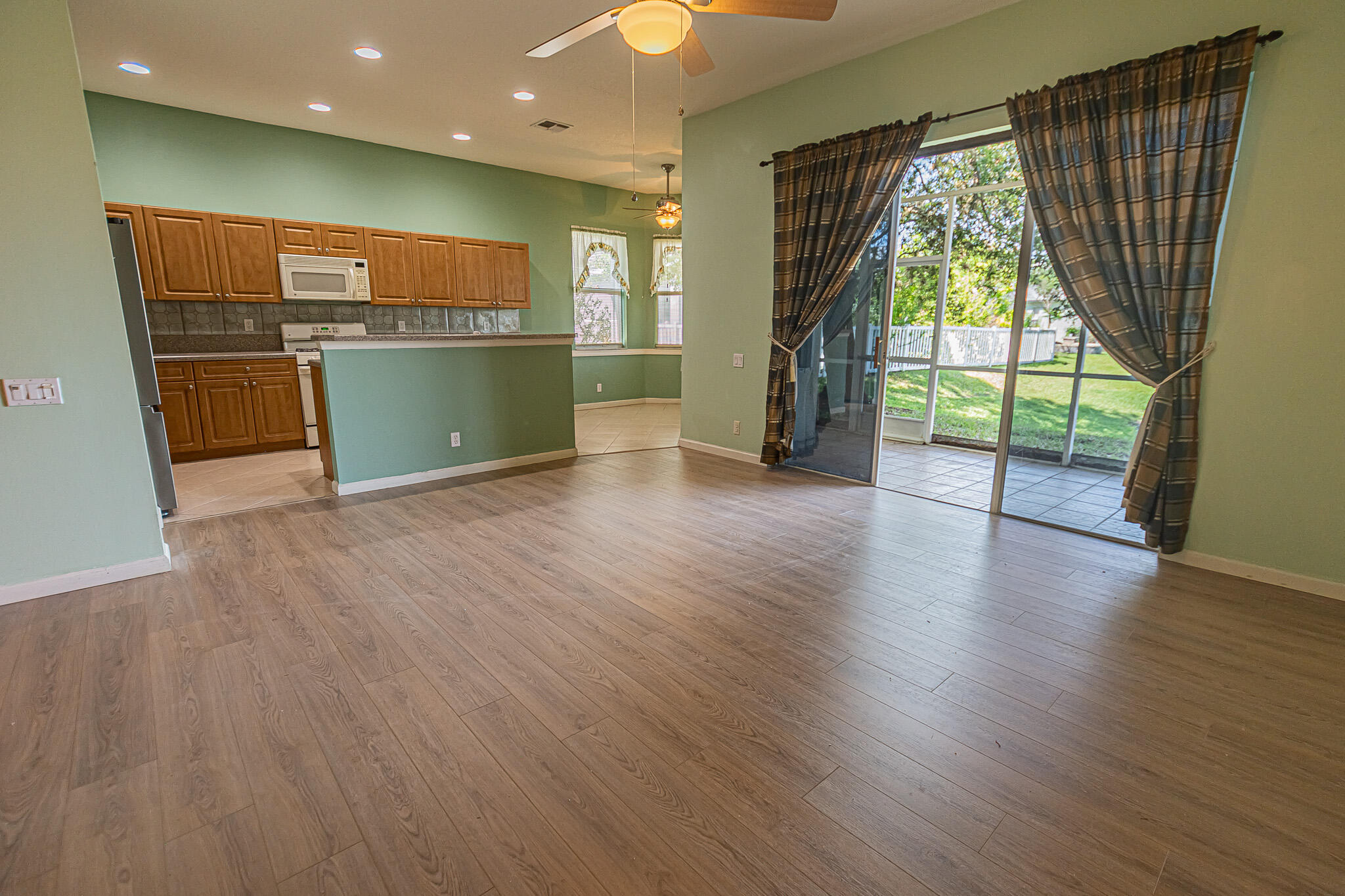 MAGNOLIA LAKES AT ST LUCIE WEST PHASE 2 - Residential