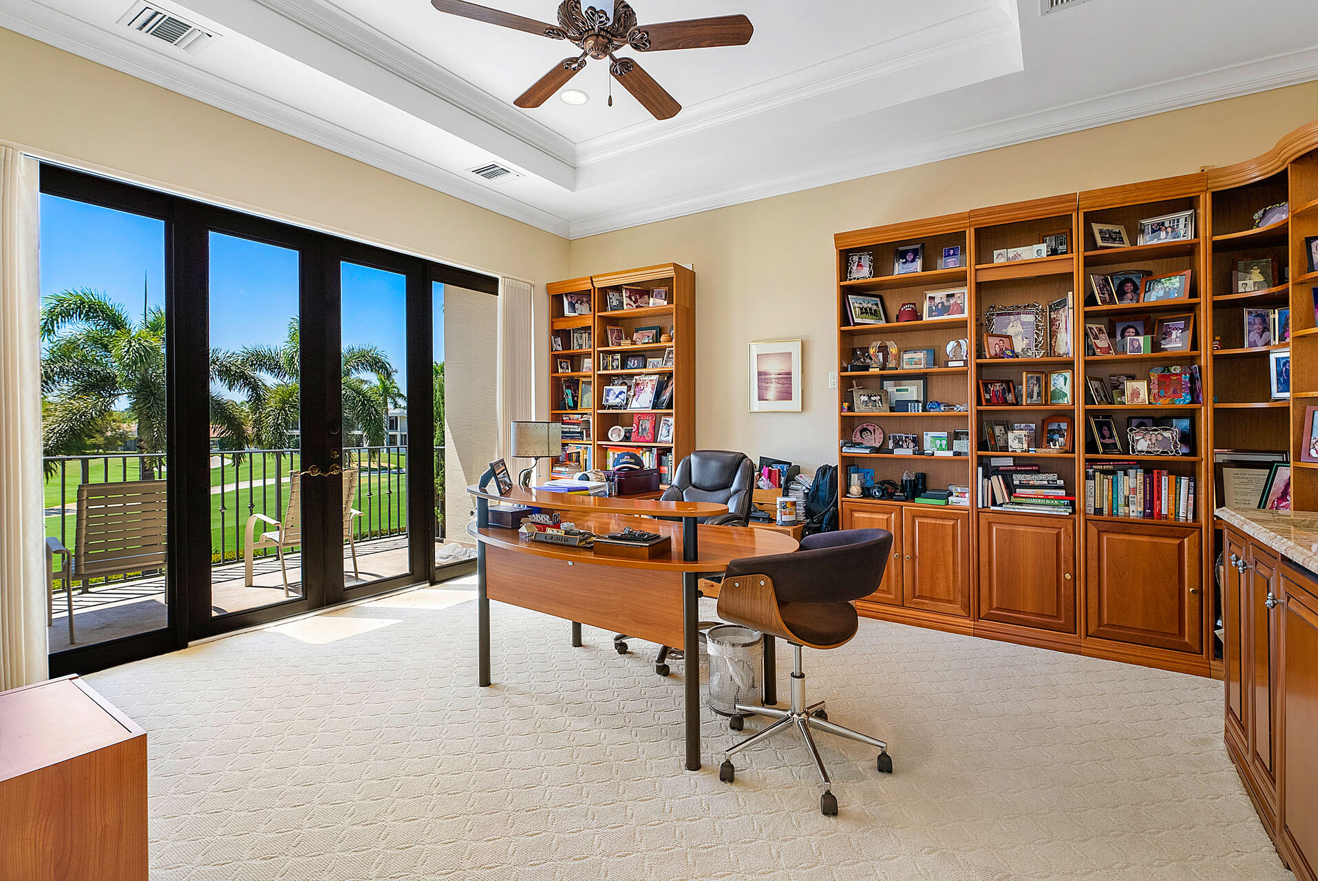 ROYAL PALM YACHT & COUNTRY CLUB - Residential