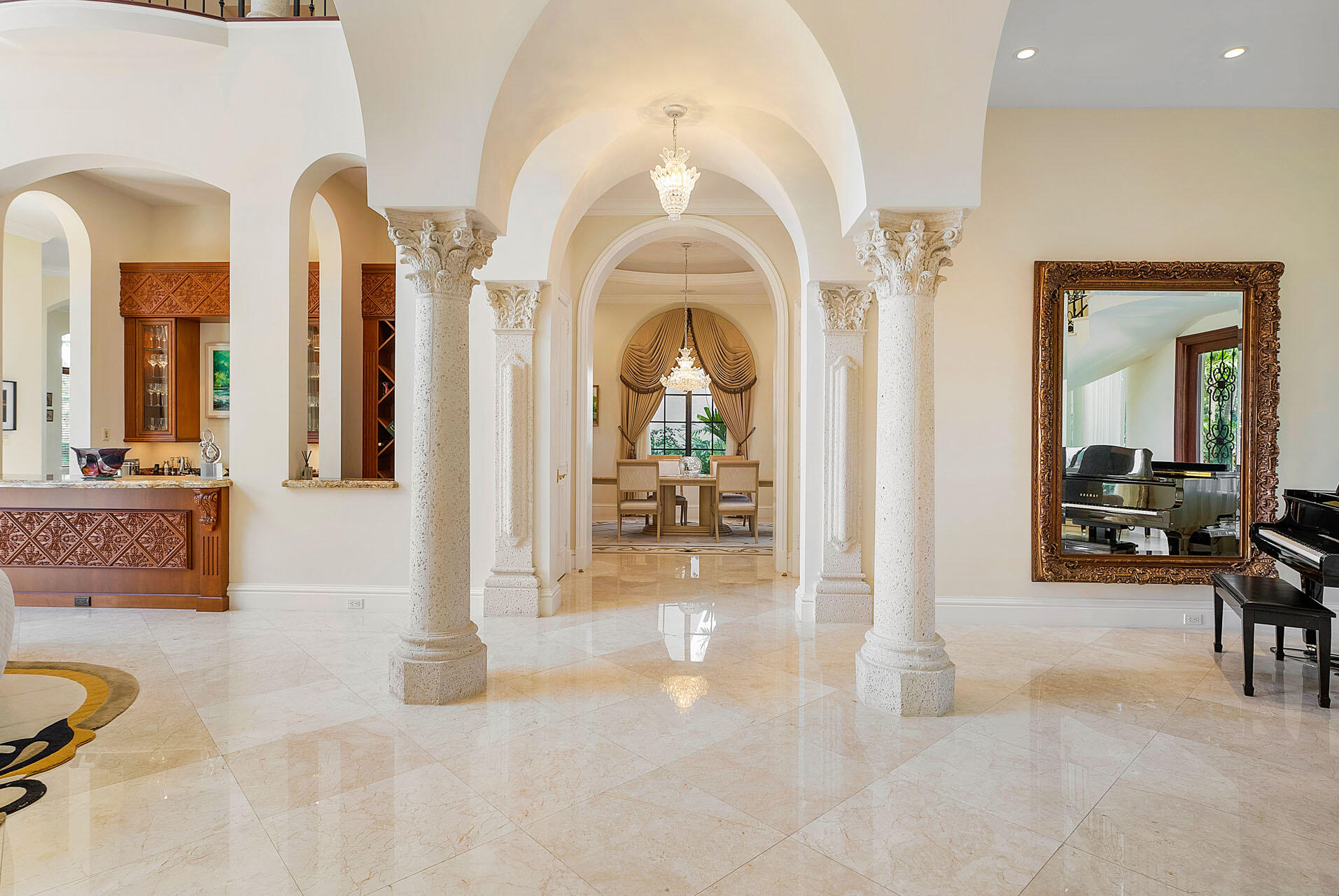 ROYAL PALM YACHT & COUNTRY CLUB - Residential