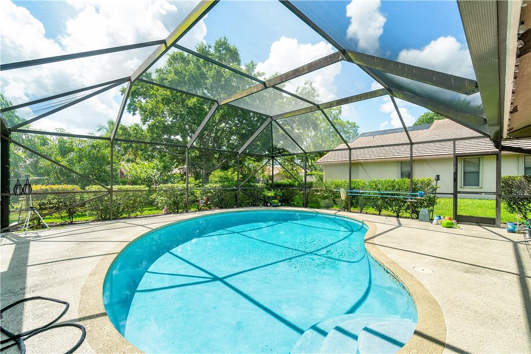 Pine Ridge 112-37 B - Residential