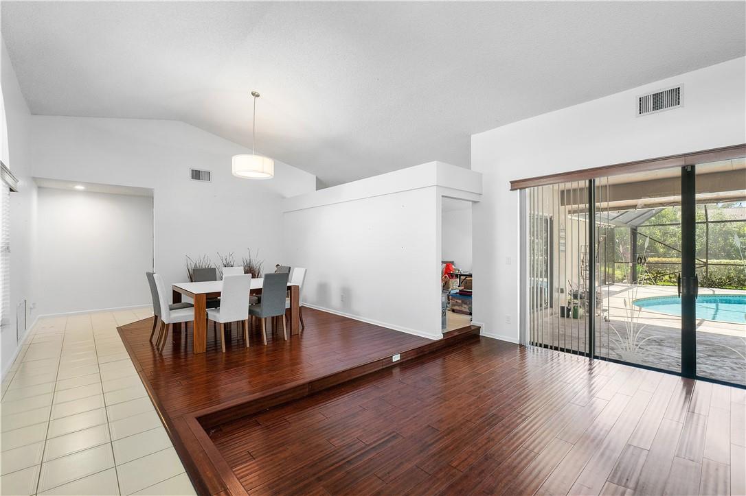 Pine Ridge 112-37 B - Residential