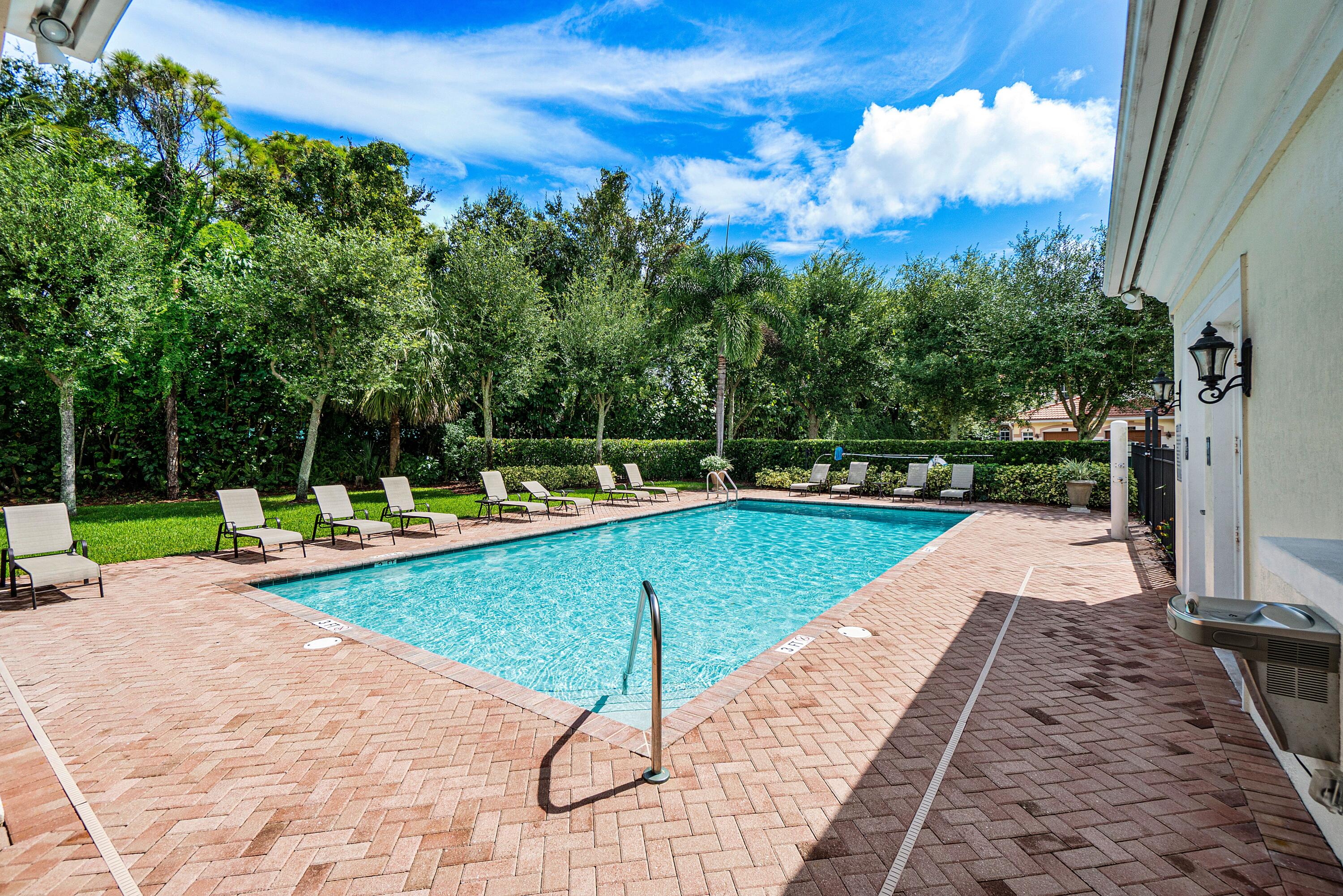 DREXEL PARK TOWNHOMES I CONDO - Residential
