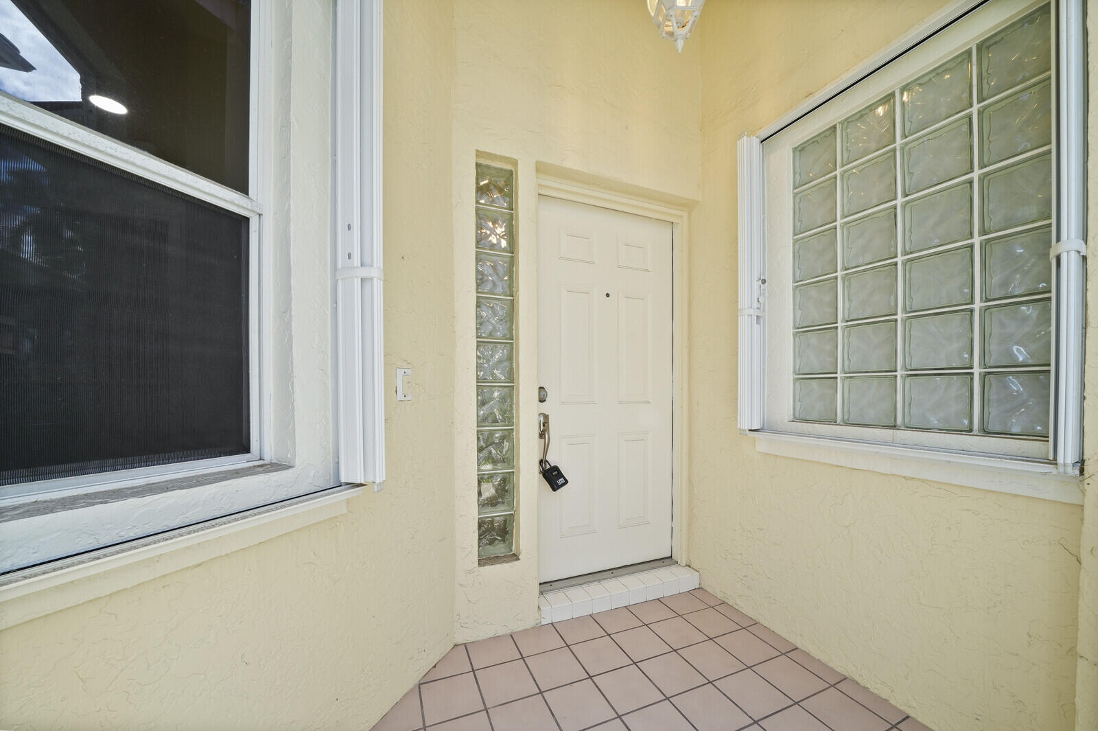 FAIRFIELDS LACUNA 5 - Residential