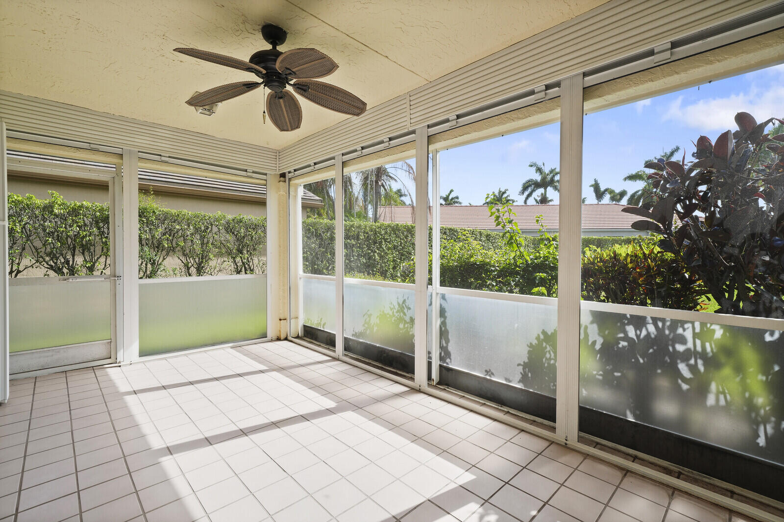 FAIRFIELDS LACUNA 5 - Residential