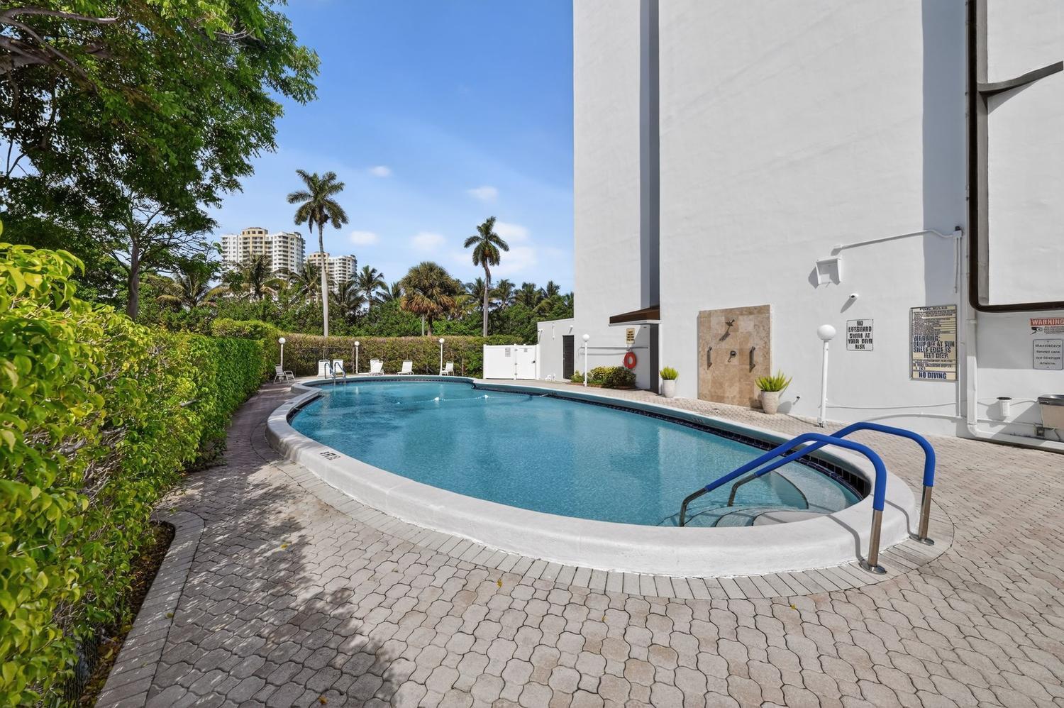 FAIRWAYS RIVIERA NORTH CONDO - Residential