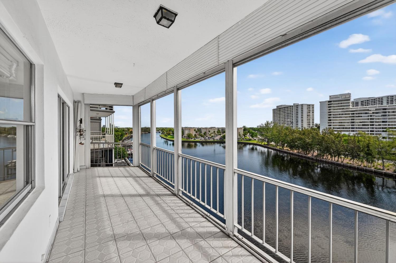 FAIRWAYS RIVIERA NORTH CONDO - Residential