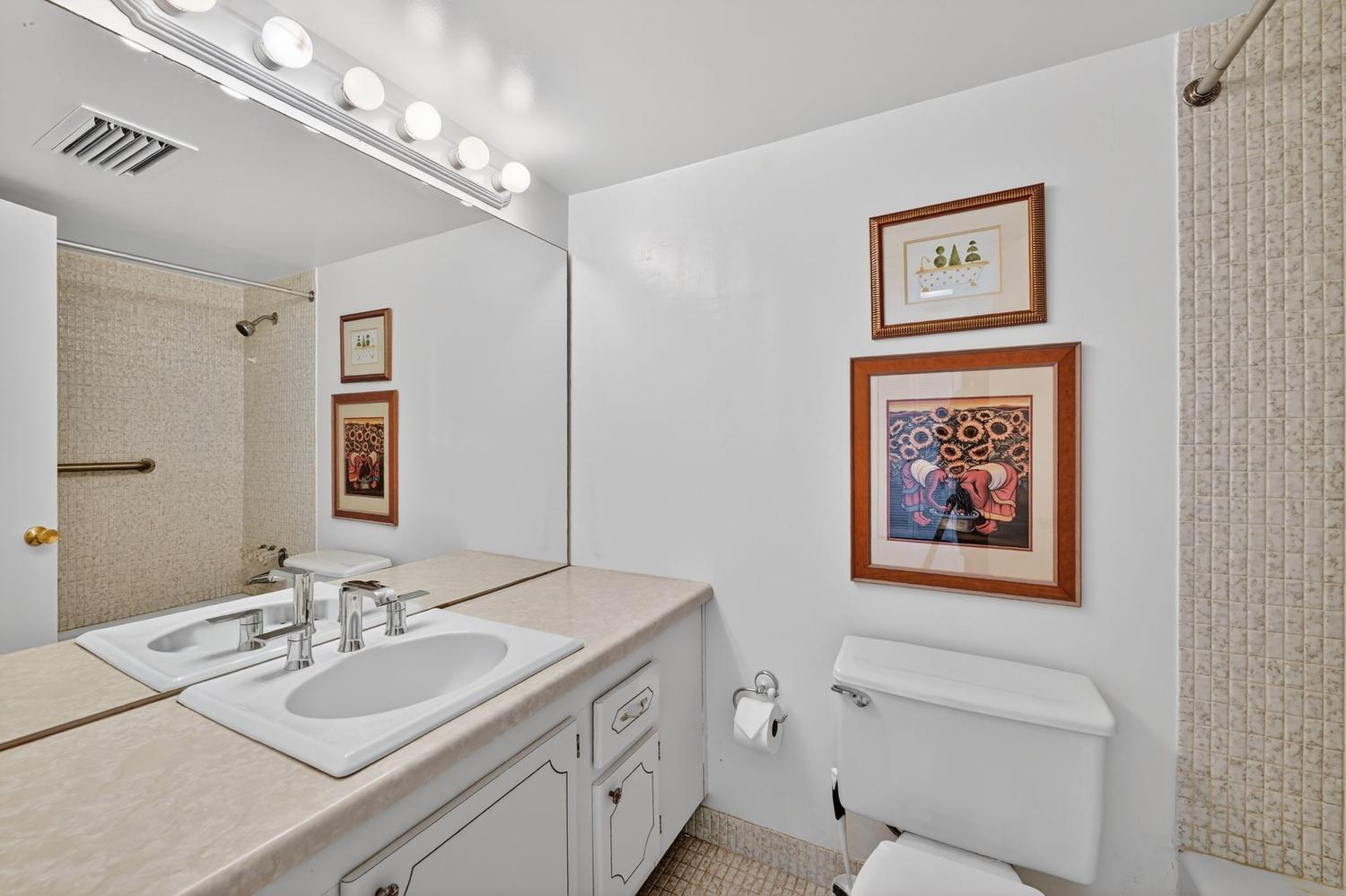 FAIRWAYS RIVIERA NORTH CONDO - Residential