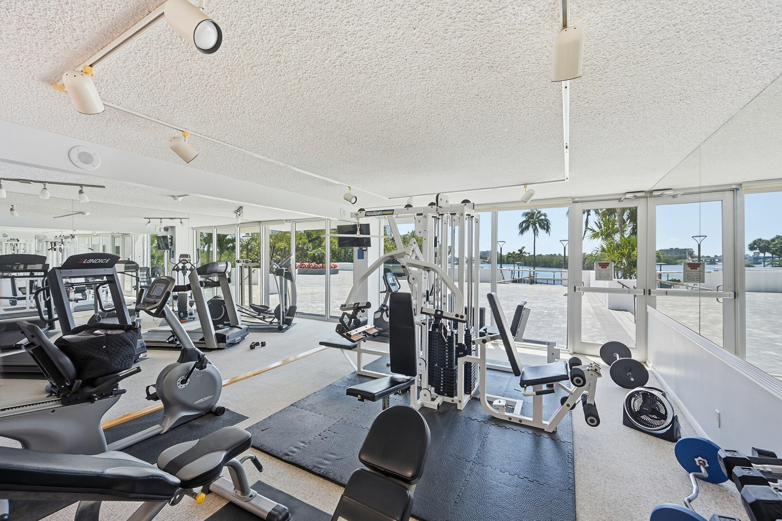 ABERDEEN ARMS CONDO - Residential
